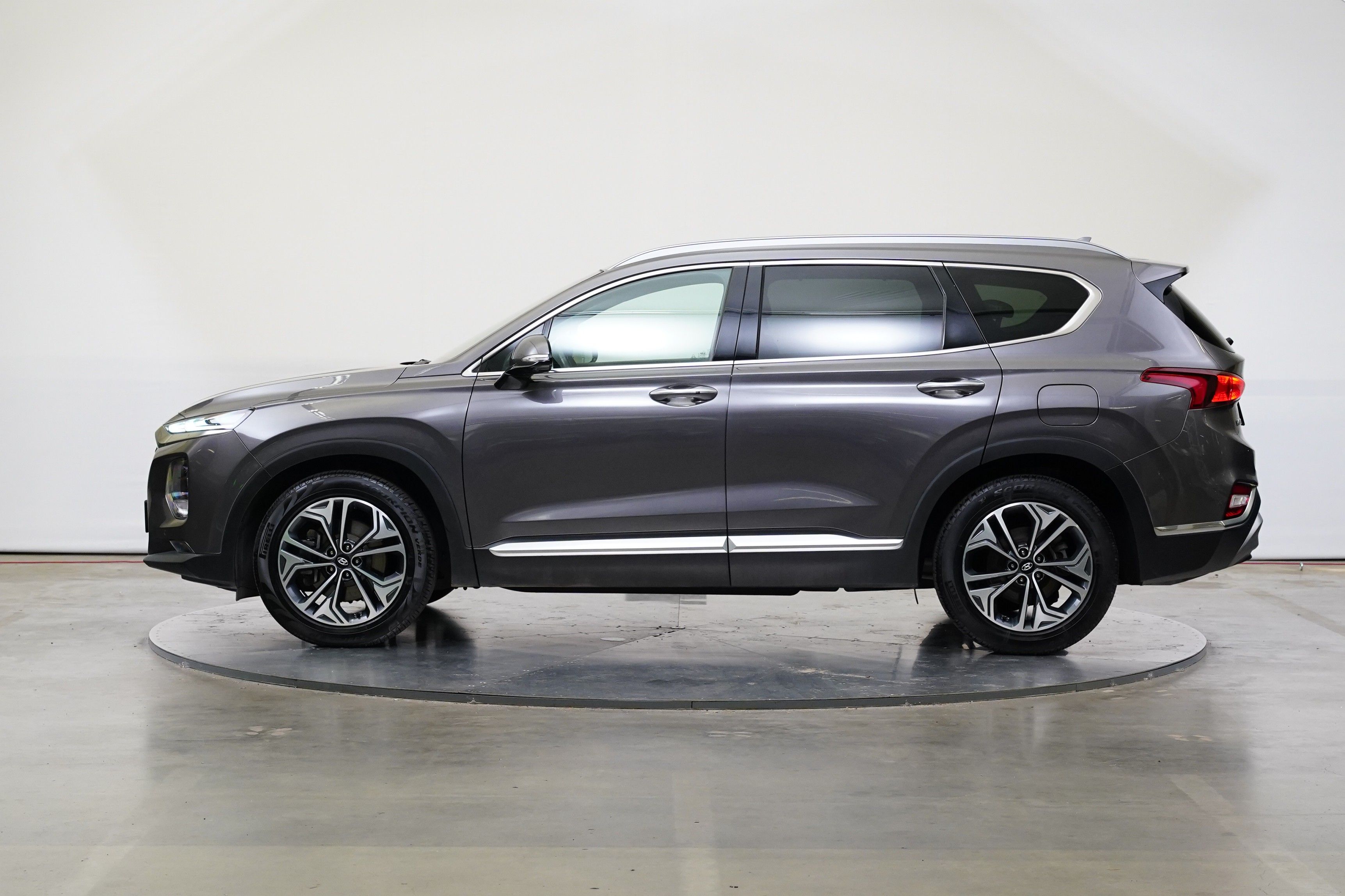 Hyundai Santa Fe, 2.2 CRDi 147 kW 4x4 Premium - fotka 3