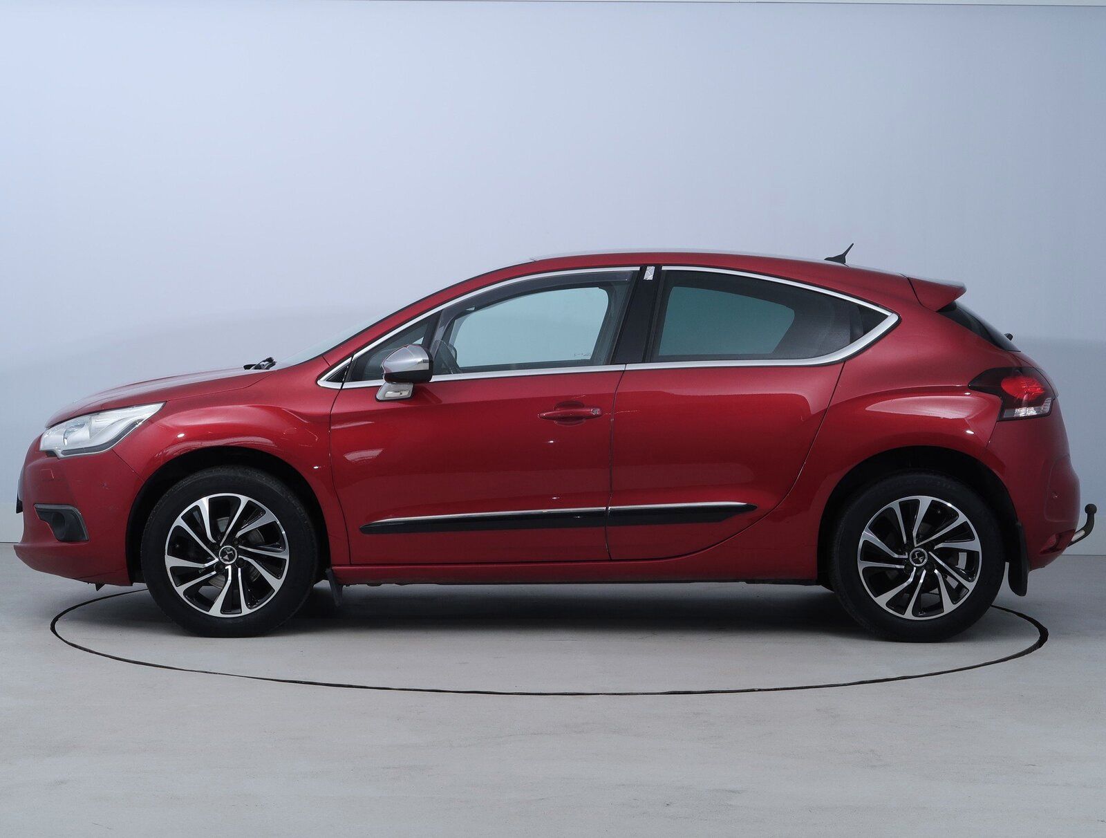DS 4, 1.6 e-HDi, Serv.kniha, Navi - fotka 3