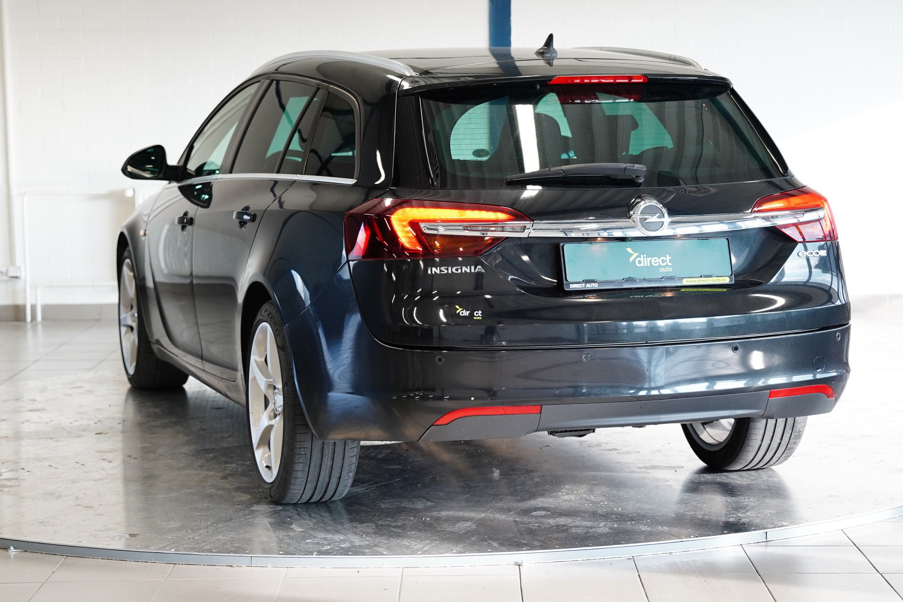 Opel Insignia, 2.0 CDTi 120 kW - fotka 4