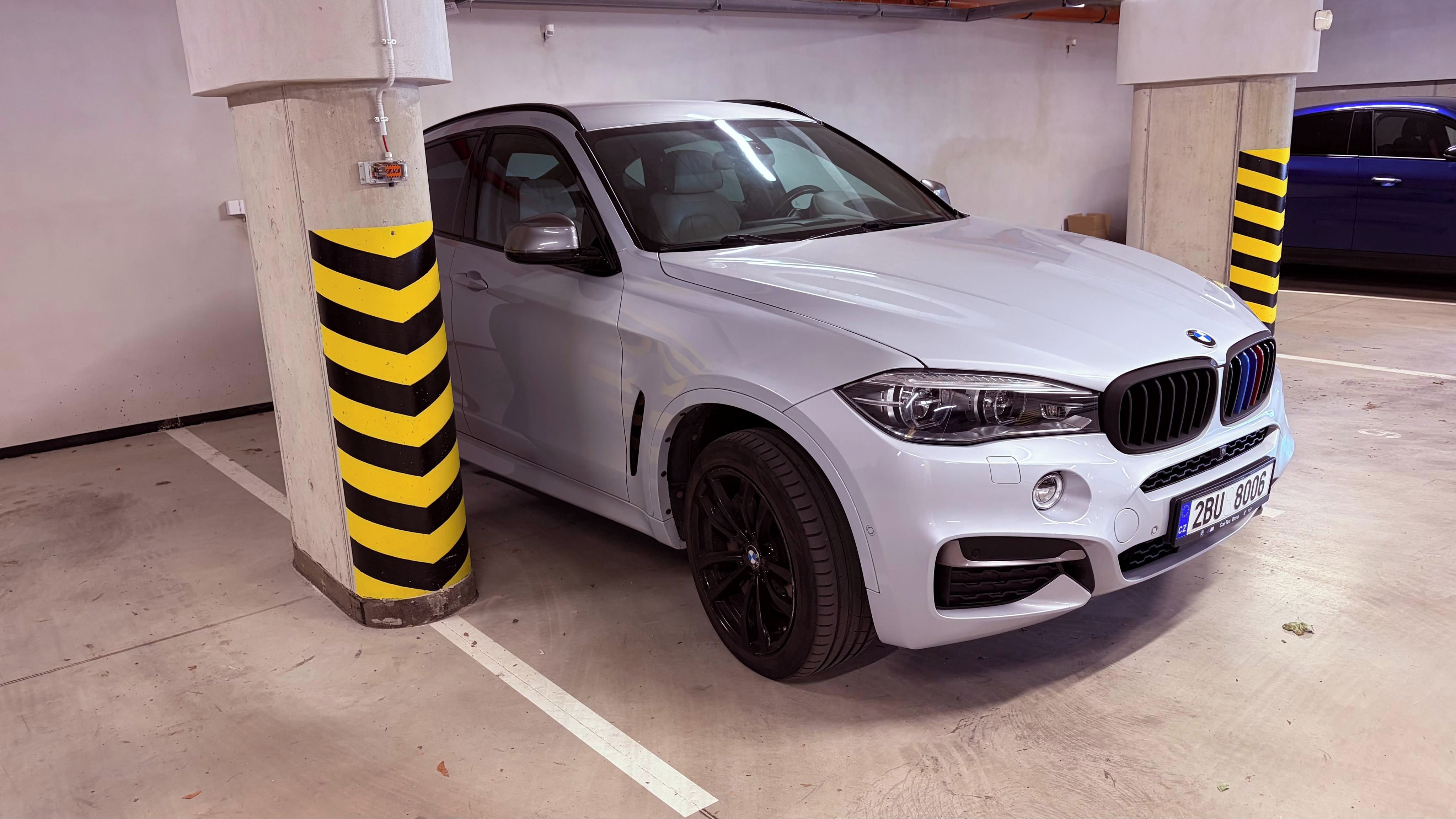 BMW X6, BMW X6 M50d - fotka 3