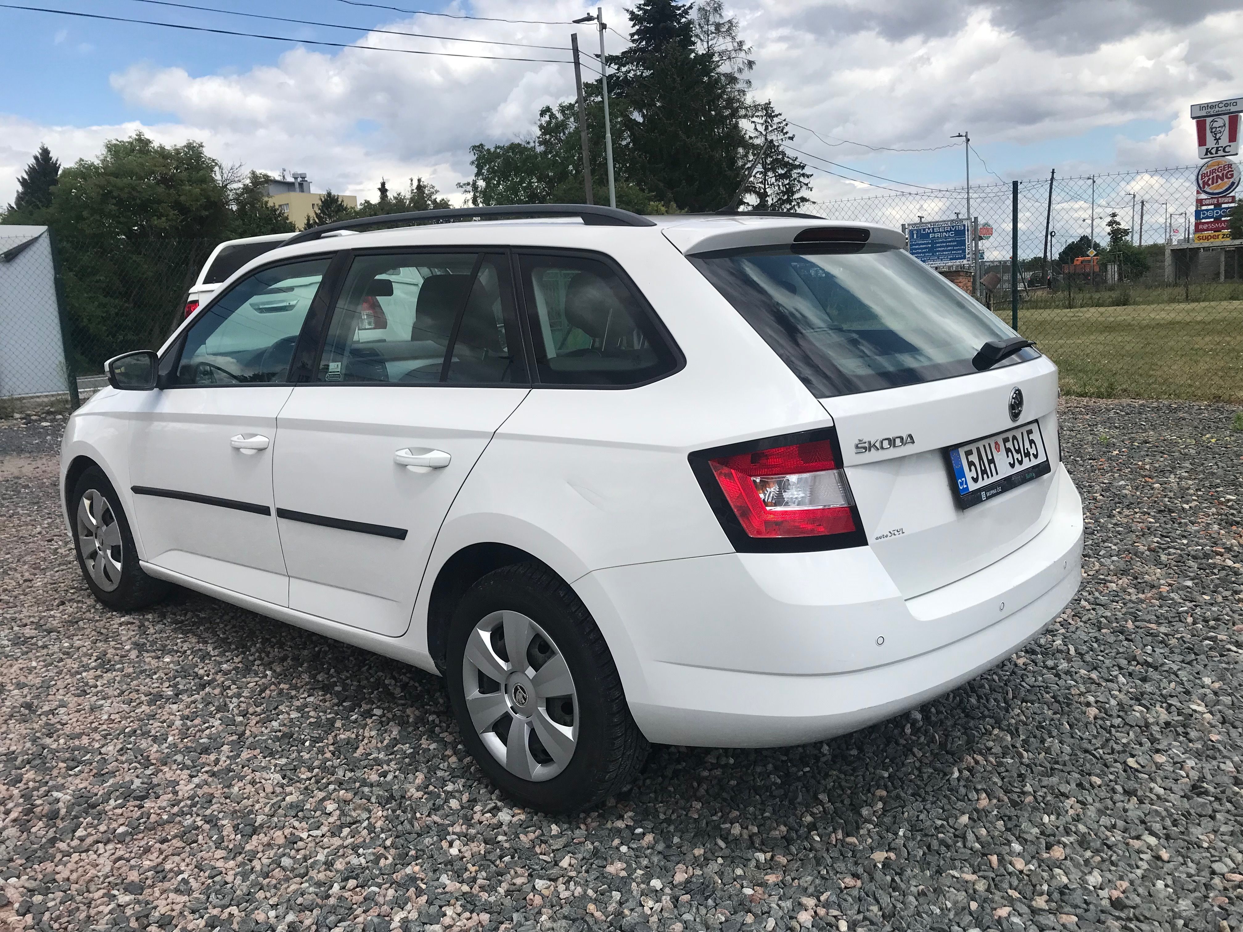 Škoda Fabia, 1.4 TDI 66 KW,KLIMA TEMPOMAT.. - fotka 6