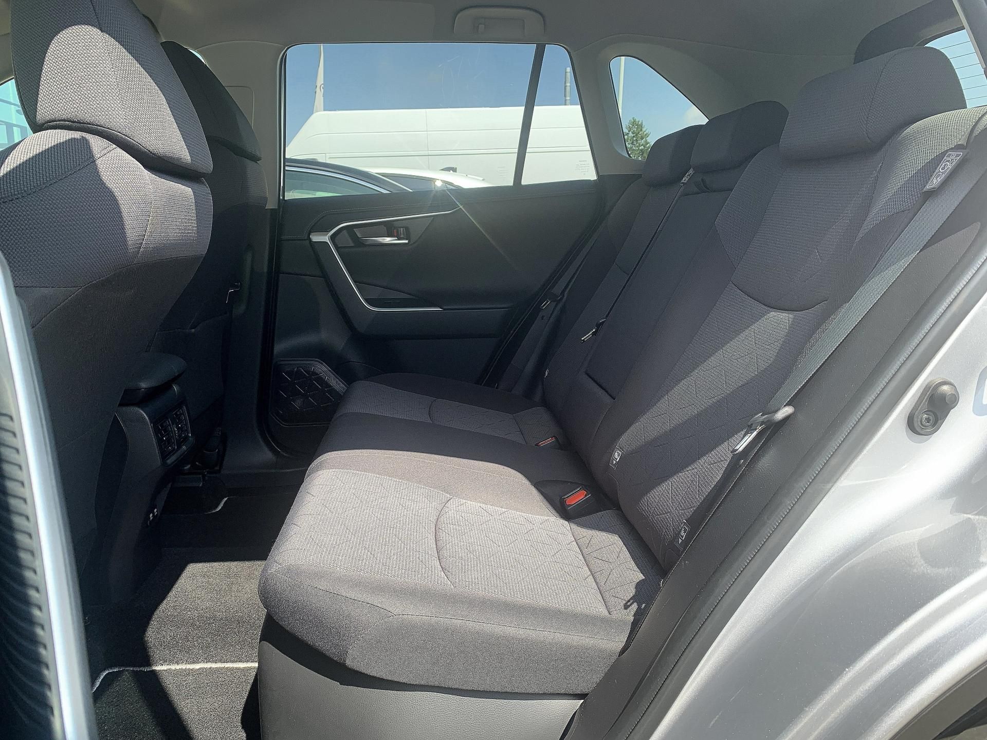 Toyota Rav4, COMFORT STYLE 2.5 HEV 160kW AT - fotka 6