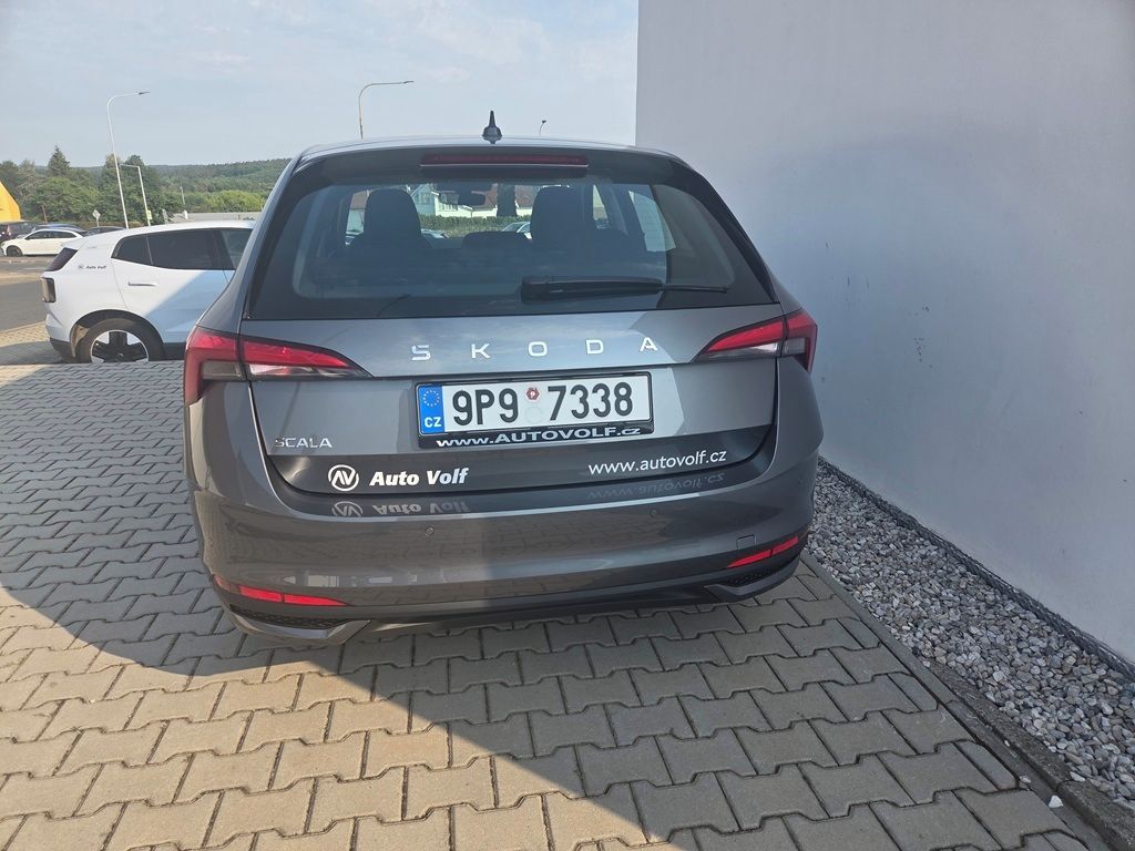 Škoda Scala, Selection 1,0TSI 85kW - fotka 6