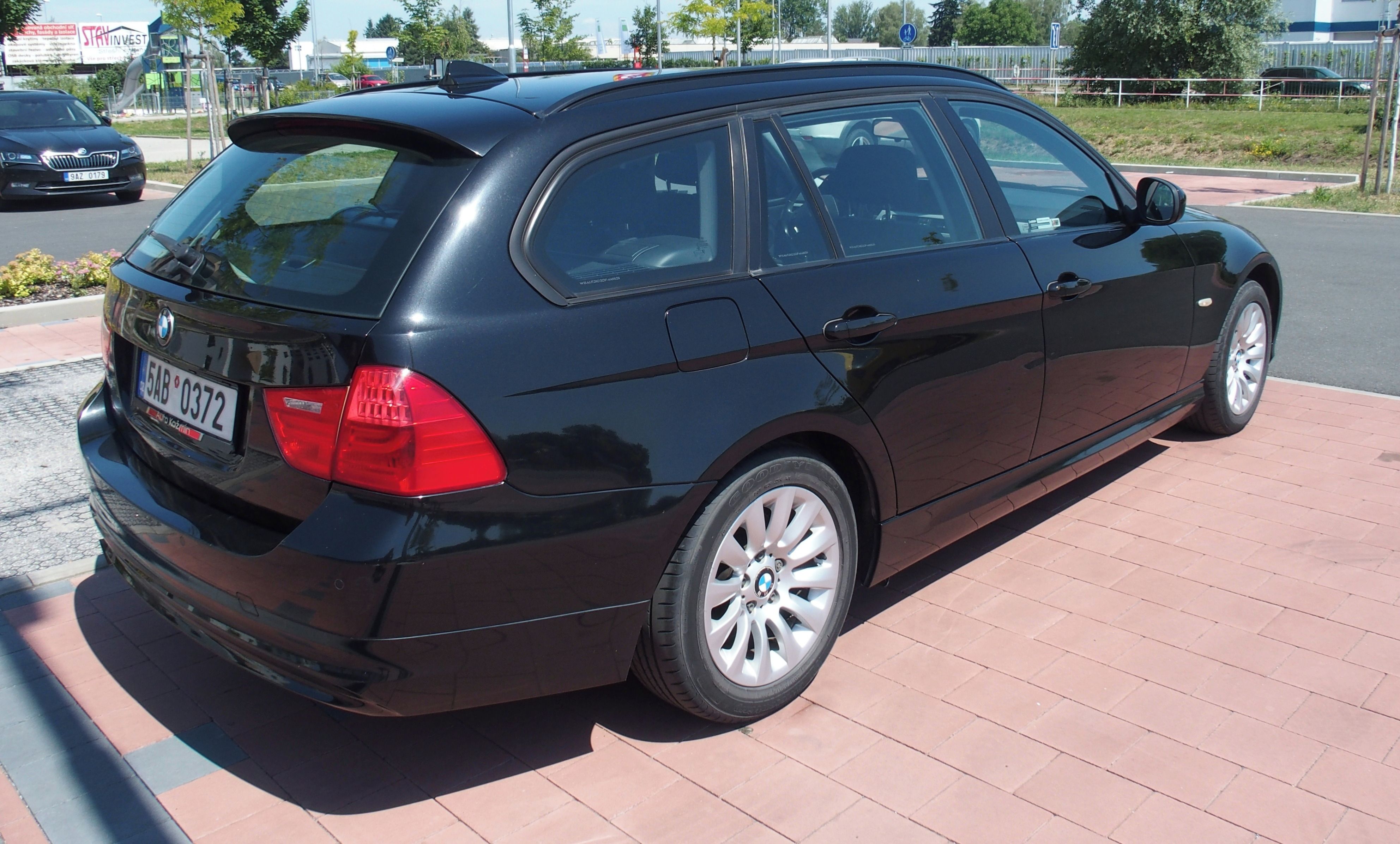 BMW Řada 3 - fotka 2
