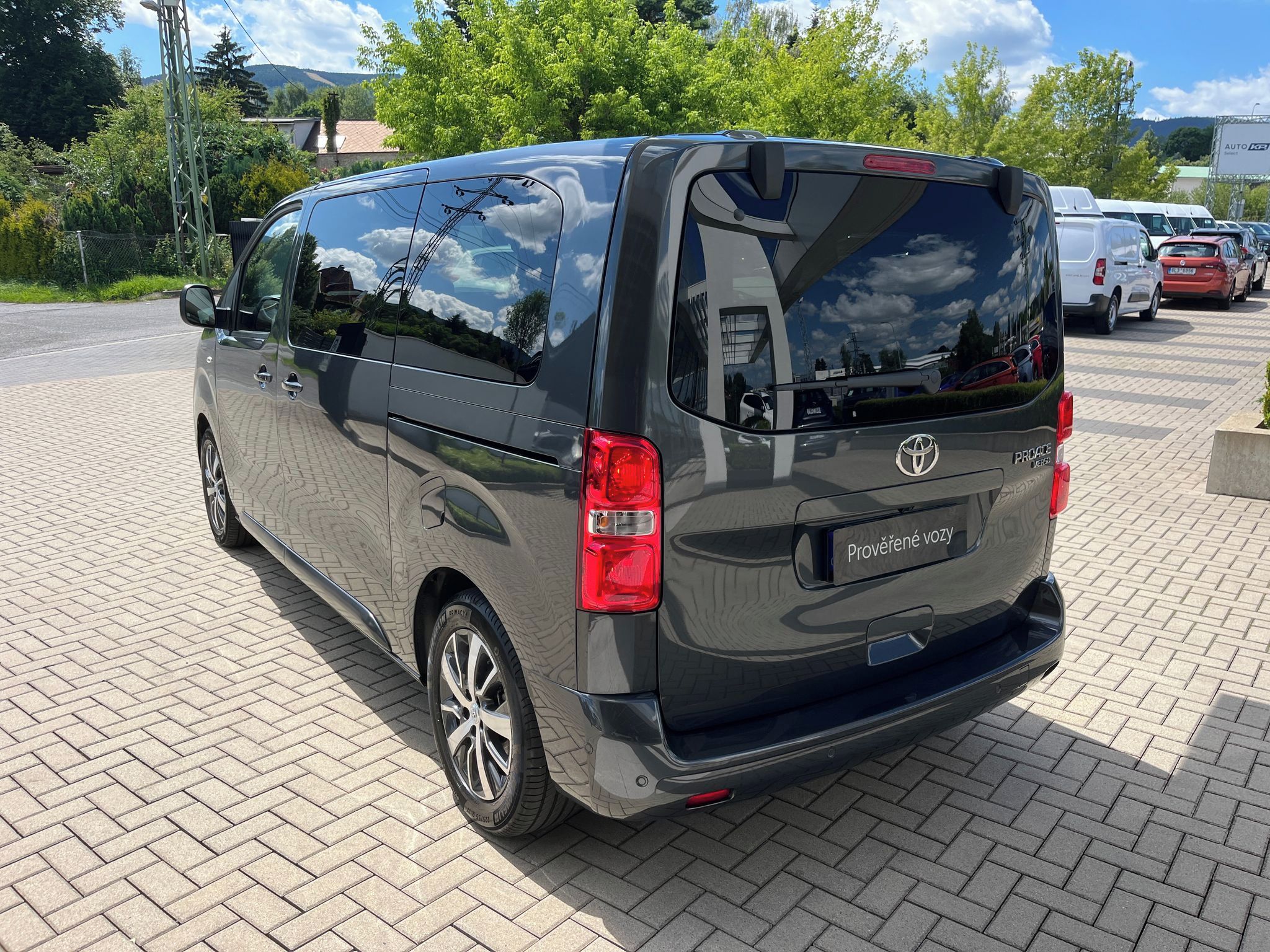 Toyota Proace Verso, 2.0D 144k L1 Family Webasto 8S - fotka 4