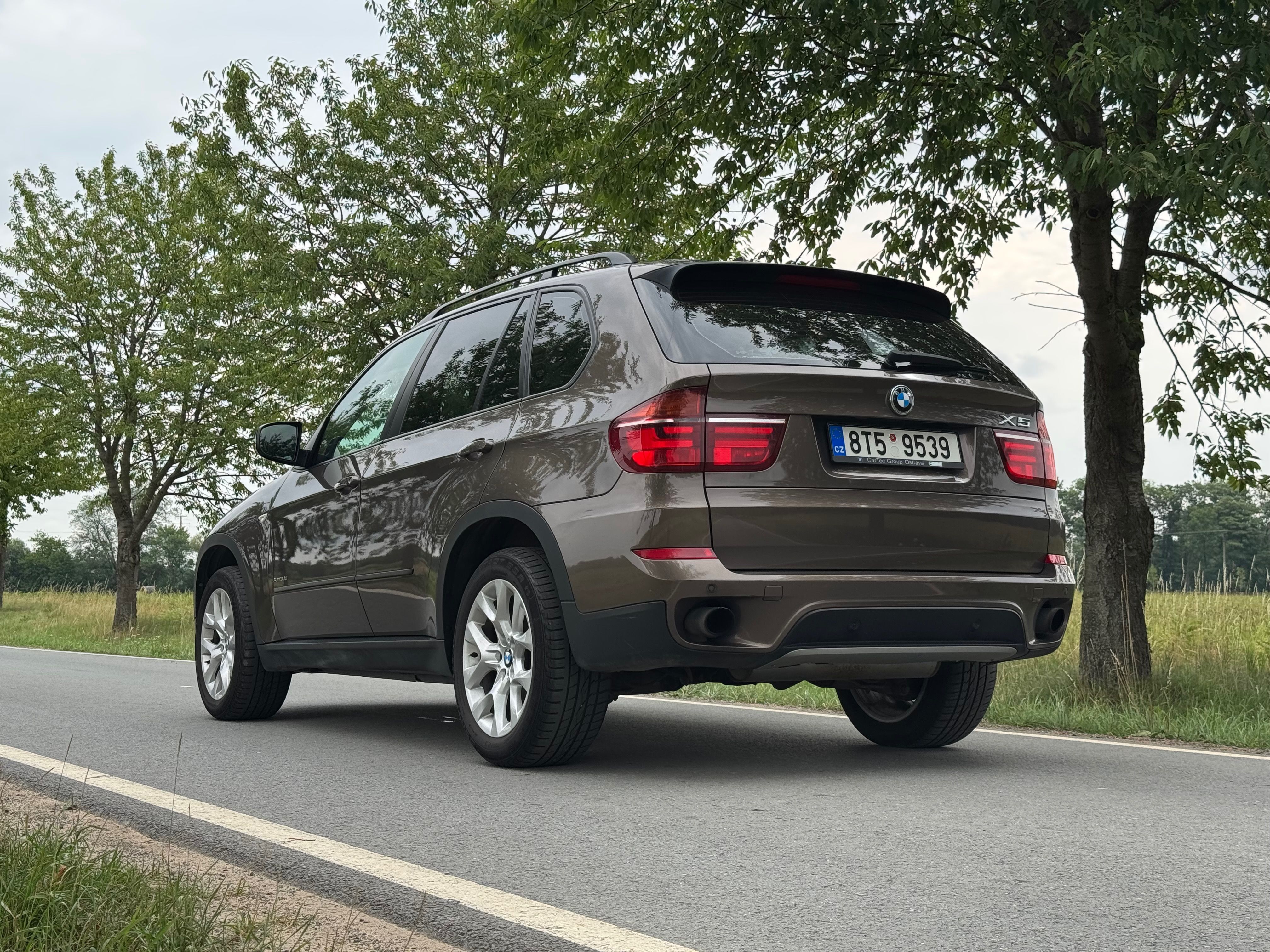 BMW X5, xDrive30d - 1 majitel - fotka 3