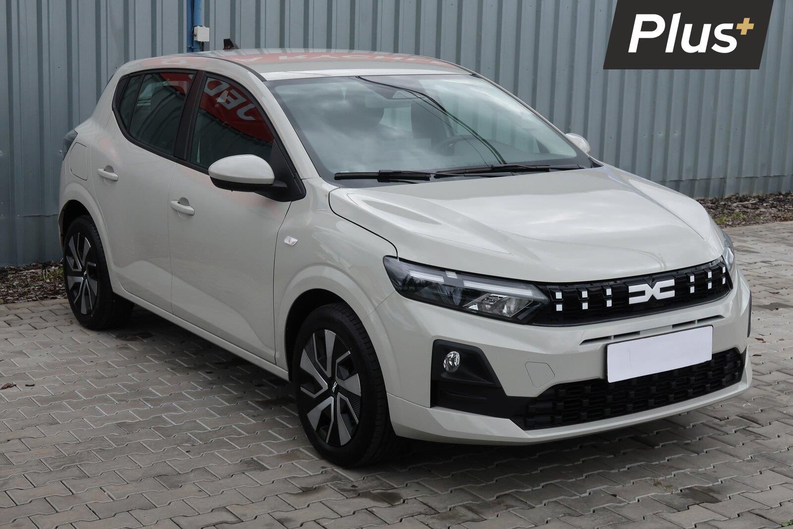 Dacia Sandero, 1.0 TCe, Expression, ČR,1.maj