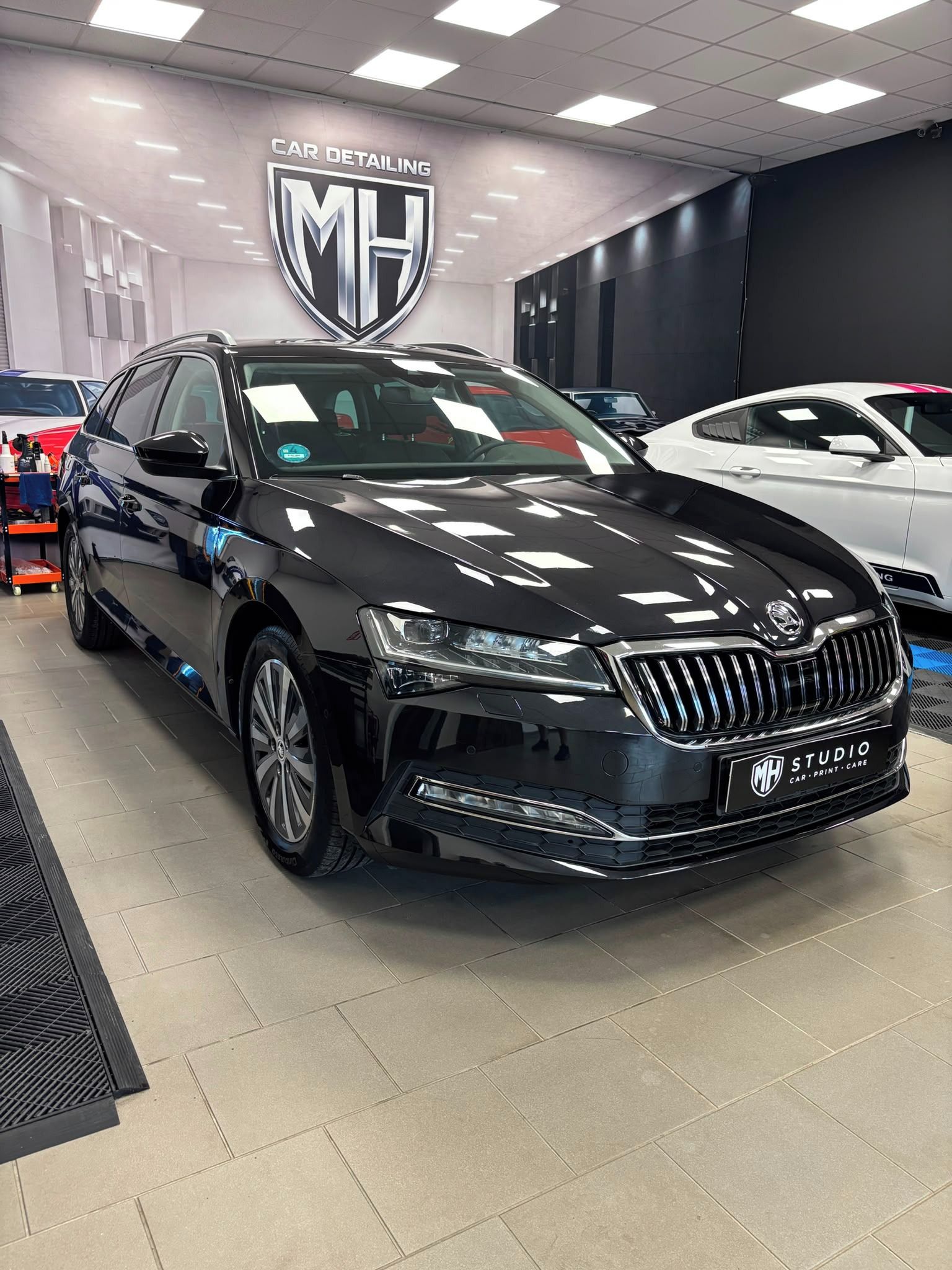 Škoda Superb, STAV NOVEHO VOZU - fotka 5