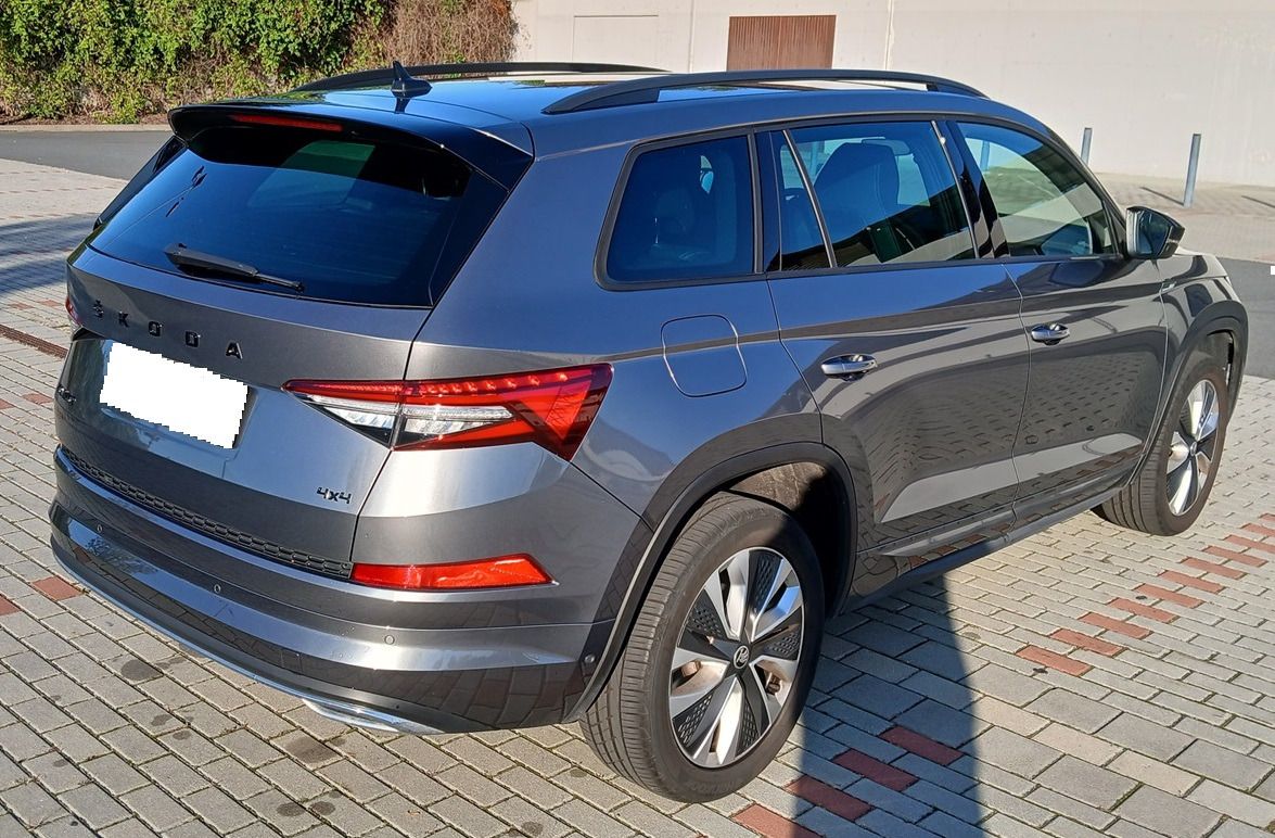 Škoda Kodiaq, Škoda Kodiaq 2.0tsi Sportline - fotka 6