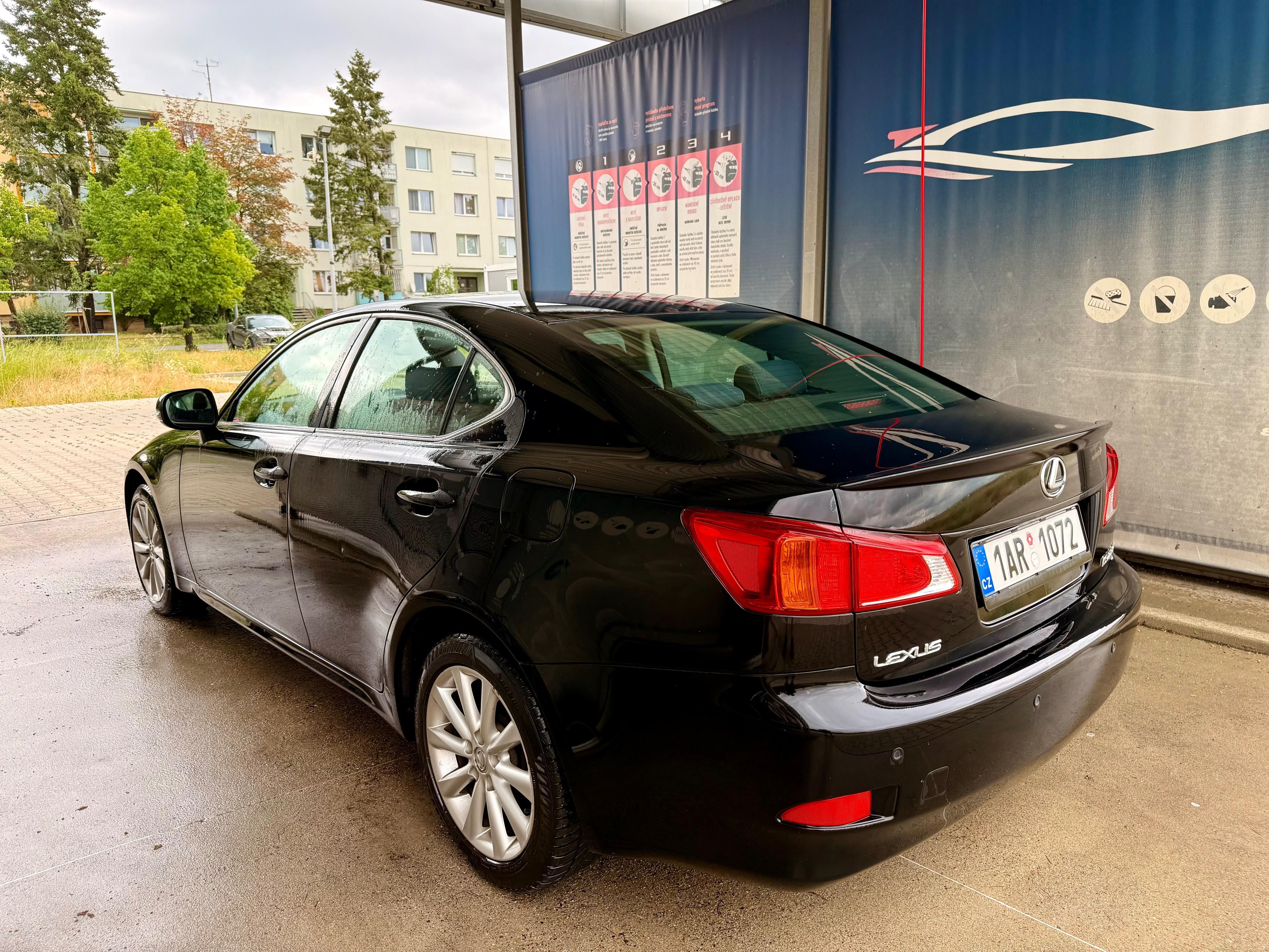 Lexus IS, Lexus IS 220D - fotka 4