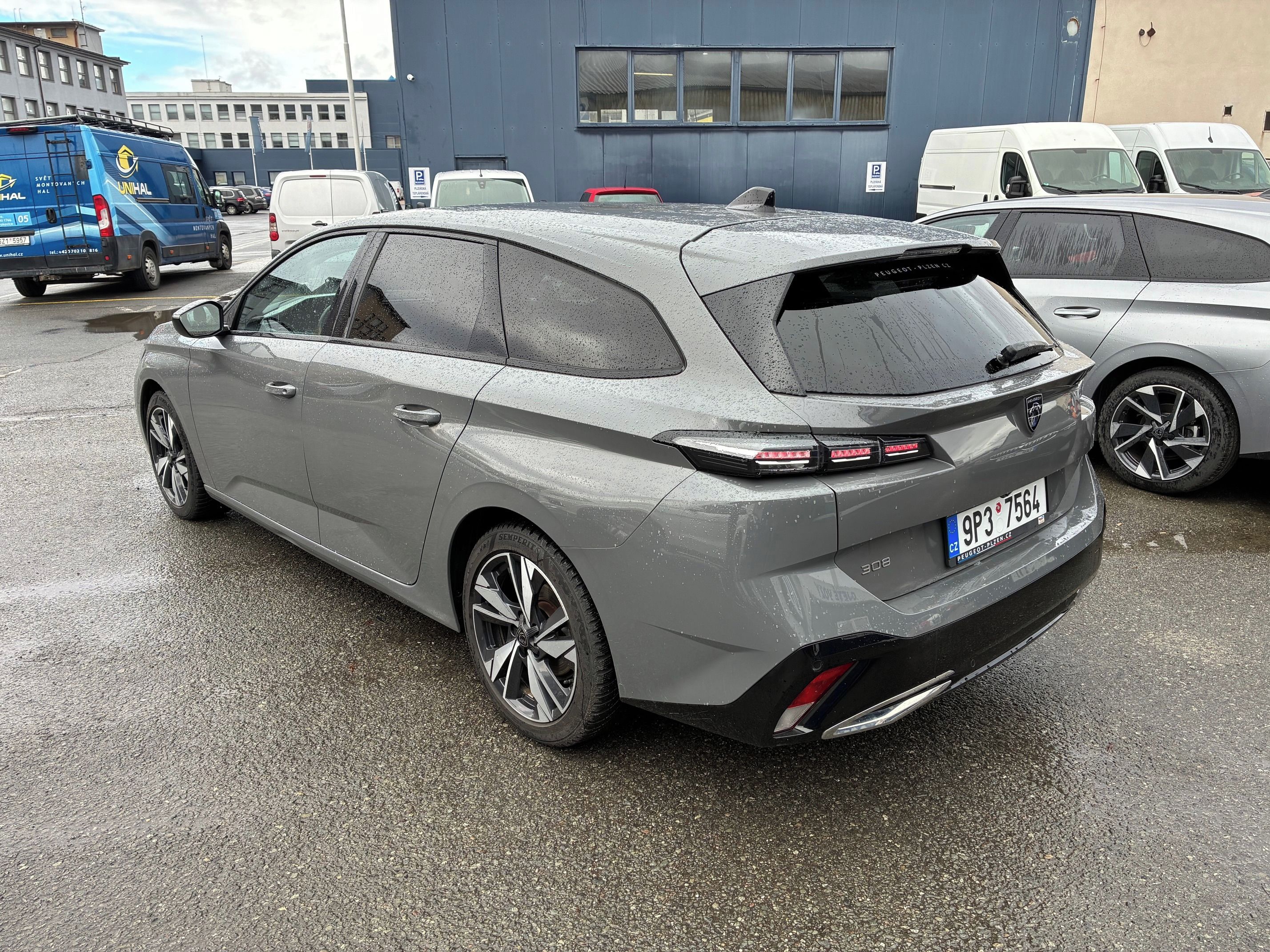 Peugeot 308, SW ALLURE 1.2 PureTech 130 MAN - fotka 3