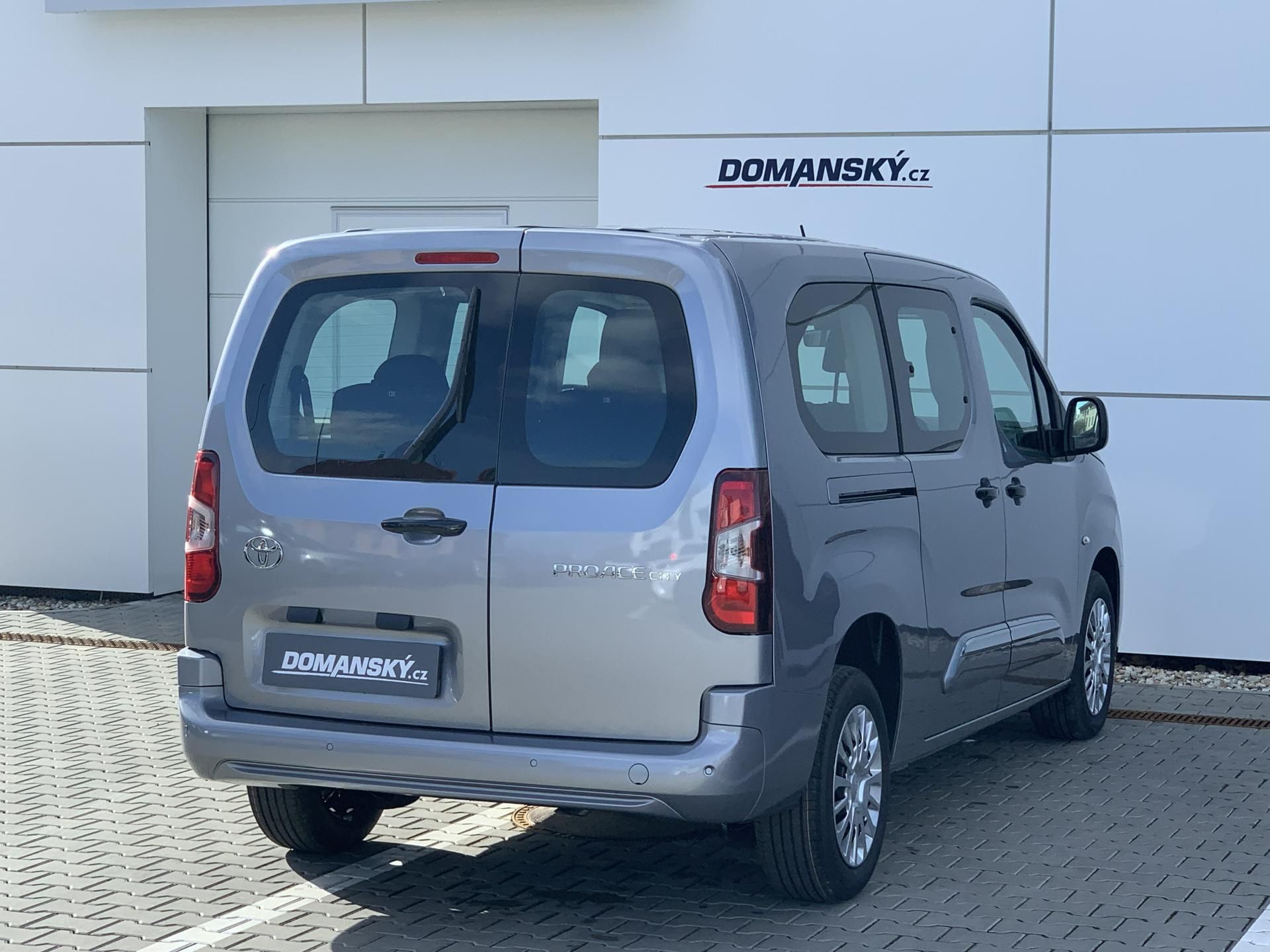 Toyota Proace City Verso, LONG BUSINESS 7S 1,5D AT - fotka 4