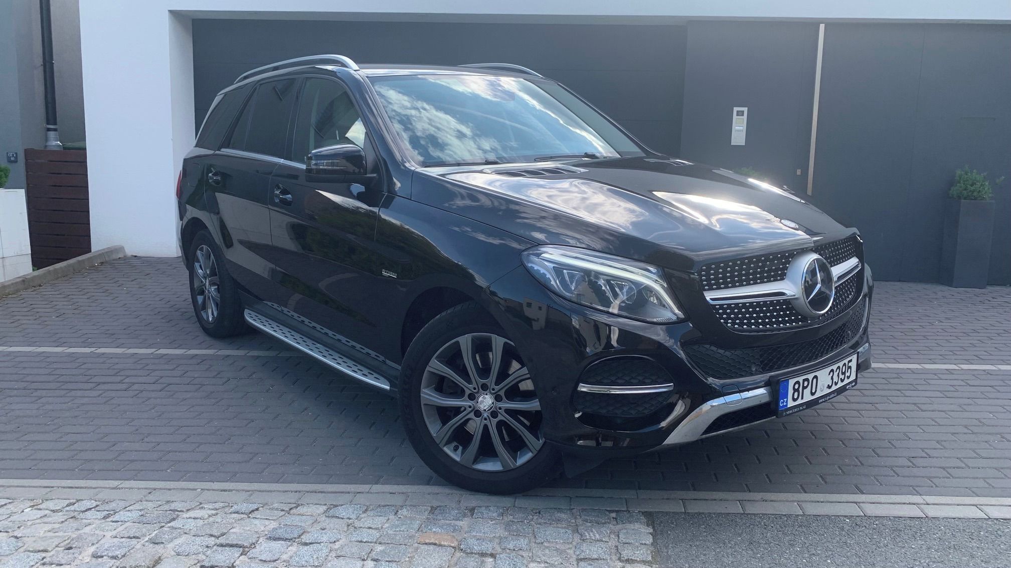 Mercedes-Benz GLE, GLE400 4M+vzduch ČR*DPH*garáž - fotka 2