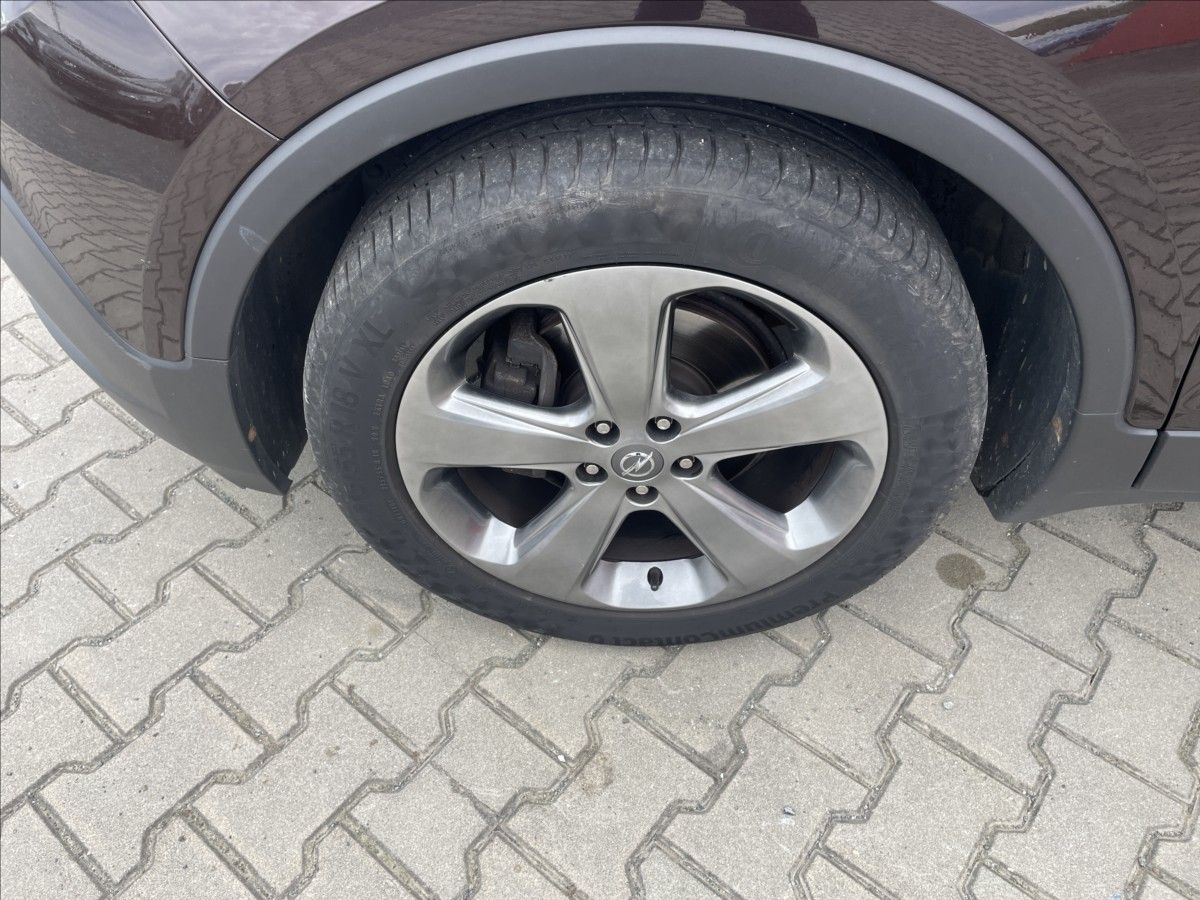 Opel Mokka, 1,4 T DIGIKLIMA XENONY TEMPOMA - fotka 6
