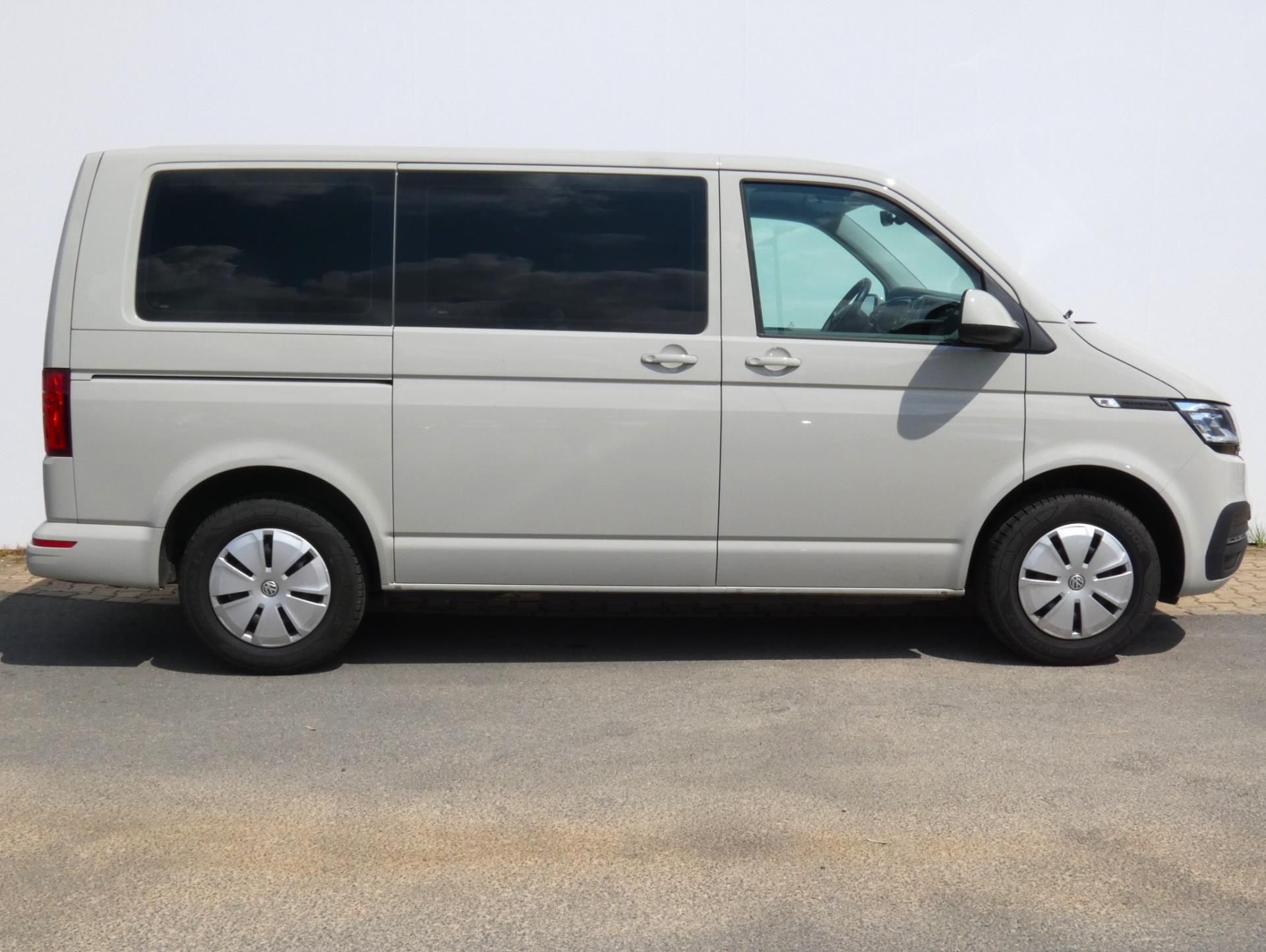 Volkswagen Transporter, 2.0 TDI 110KW 8-MÍST - fotka 3
