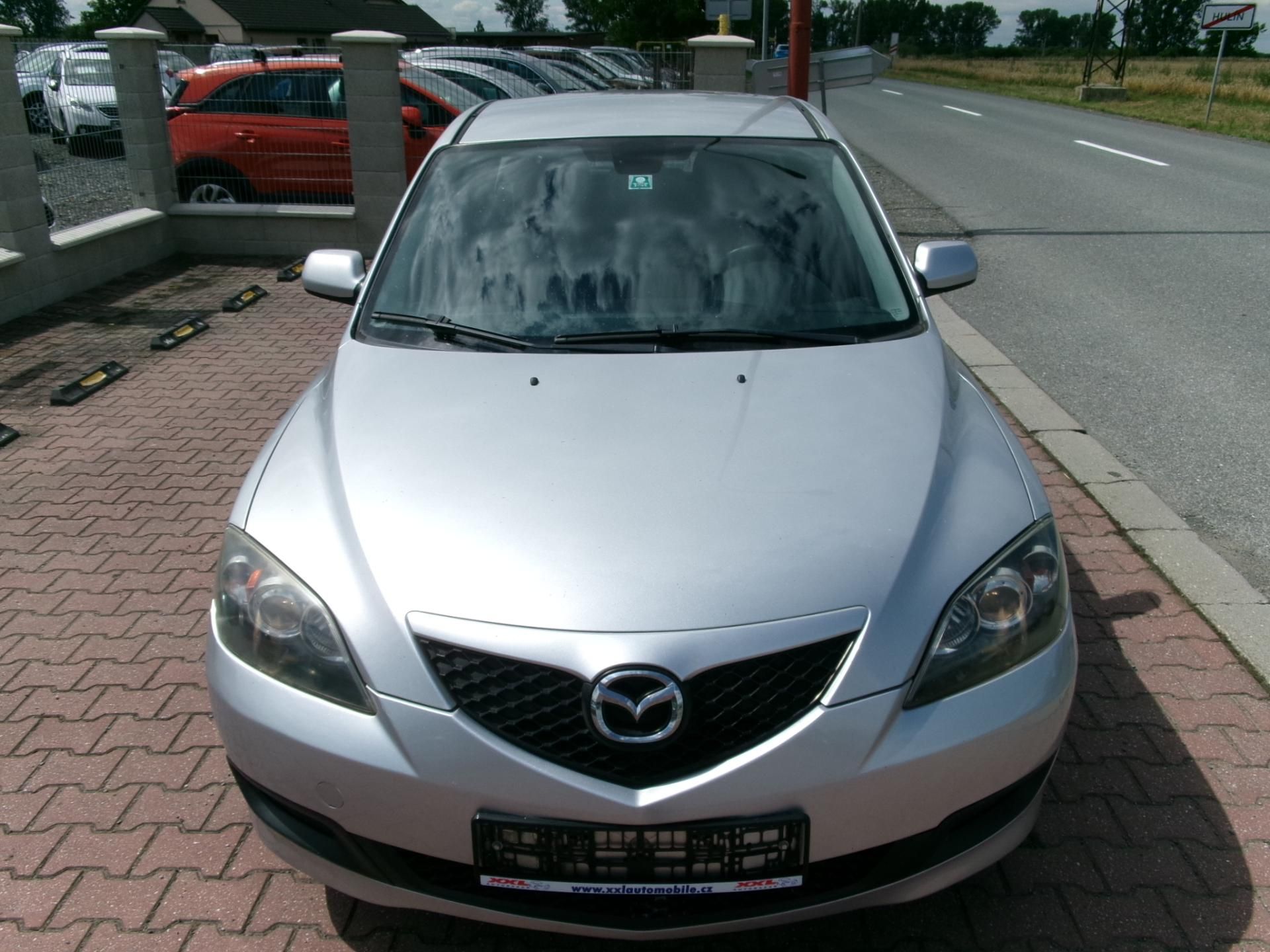 Mazda 3, 1,3i KLIMA BT NAVI - fotka 4