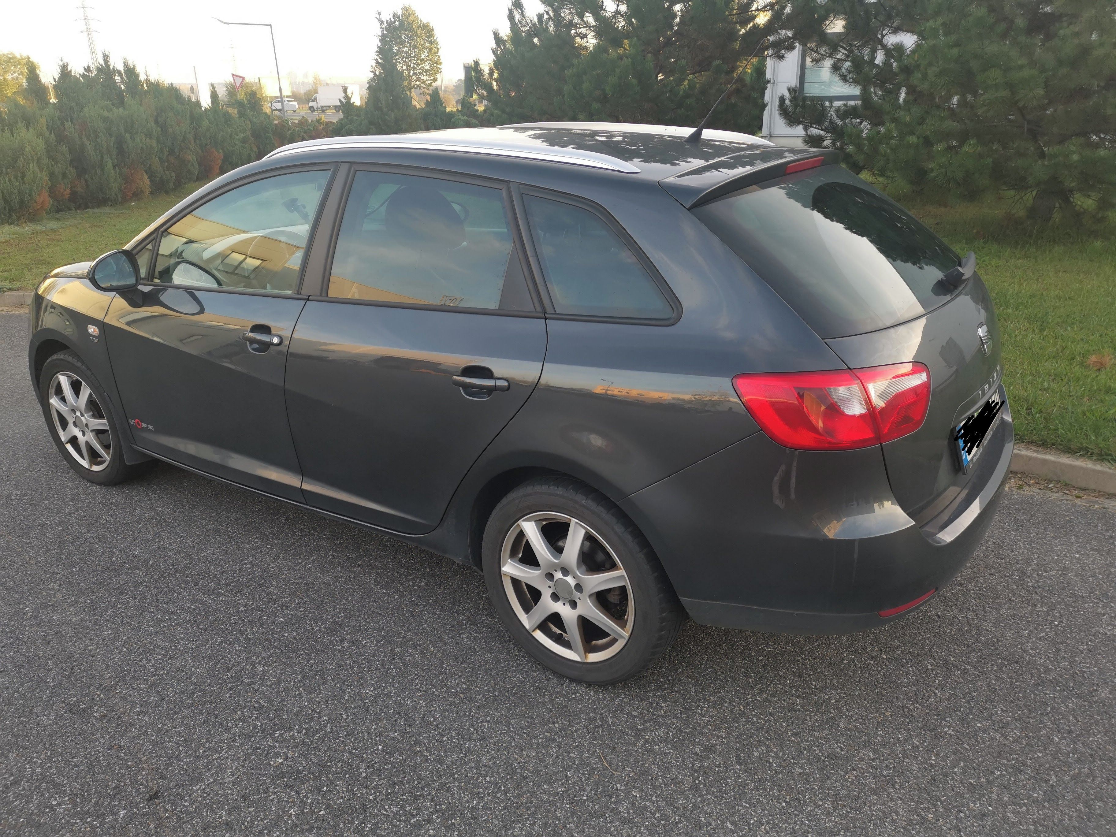 Seat Ibiza, SEAT Ibiza ST, 77kW, STK 01/28 - fotka 3