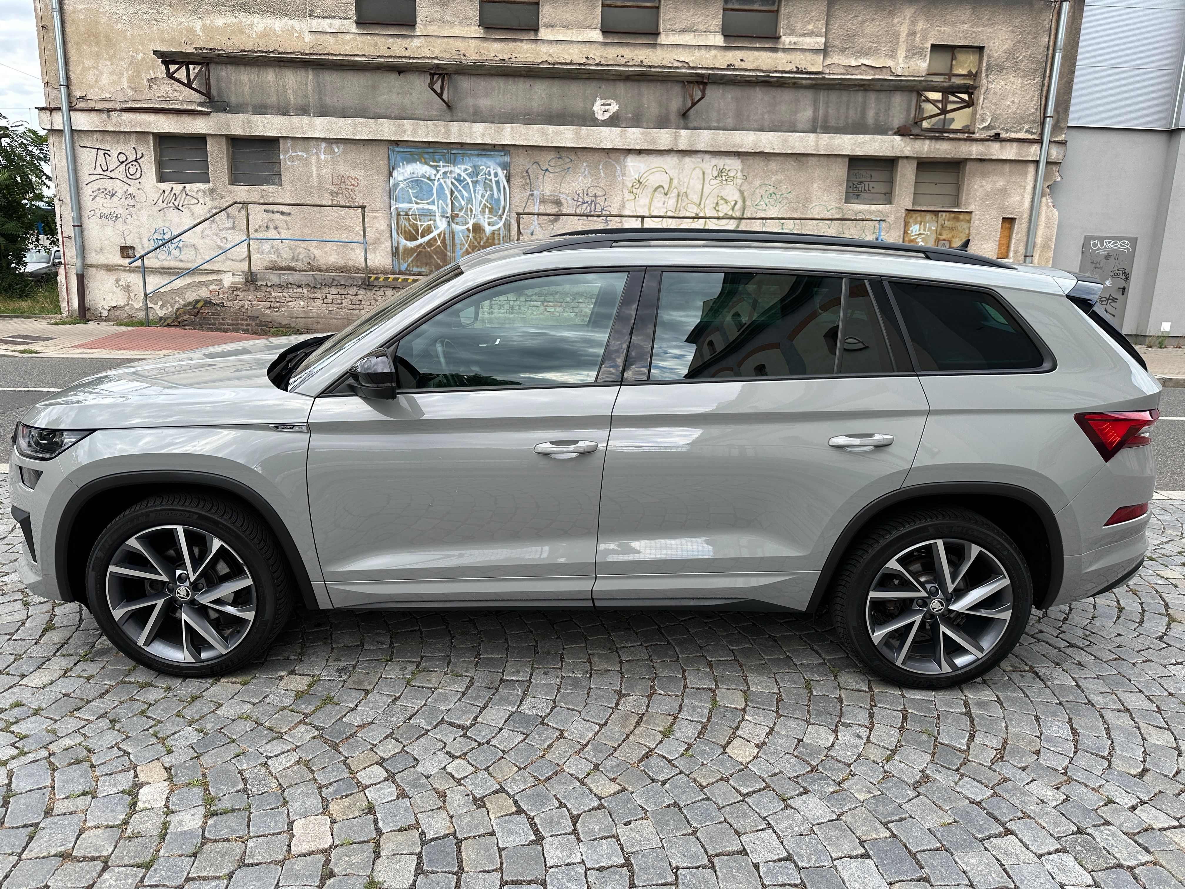Škoda Kodiaq, 1,5 TSI Sportline / facelift - fotka 5