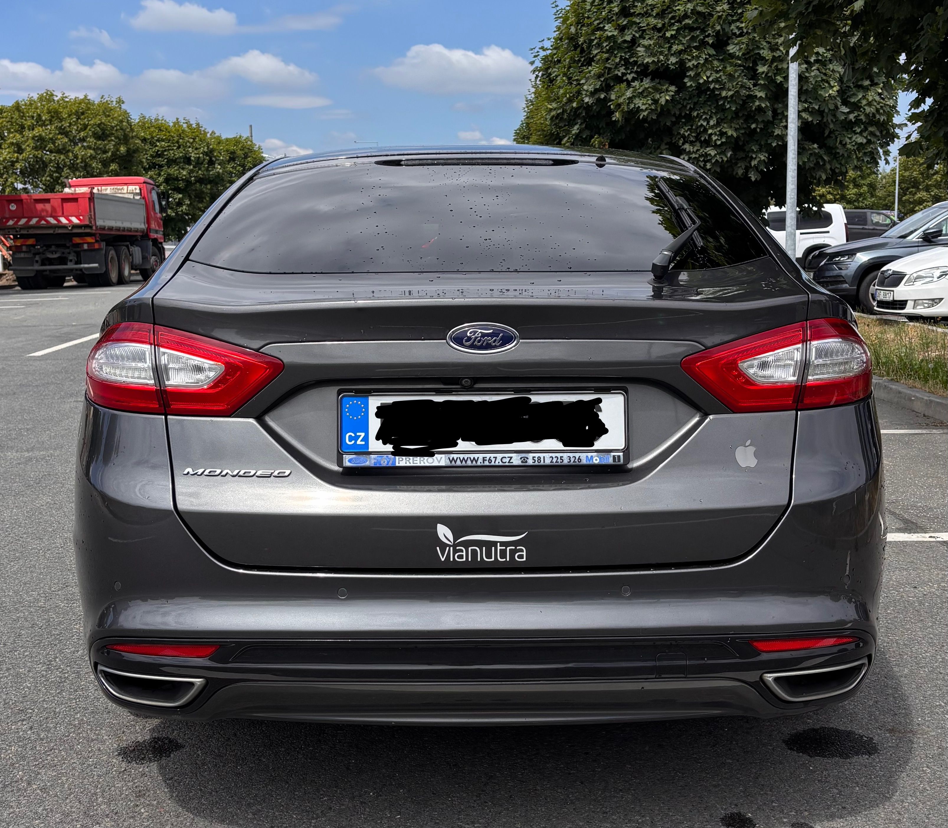 Ford Mondeo - fotka 2