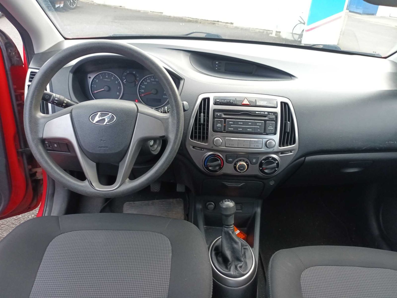Hyundai i20, 1.2, Klima, Tempomat, El. okna - fotka 3
