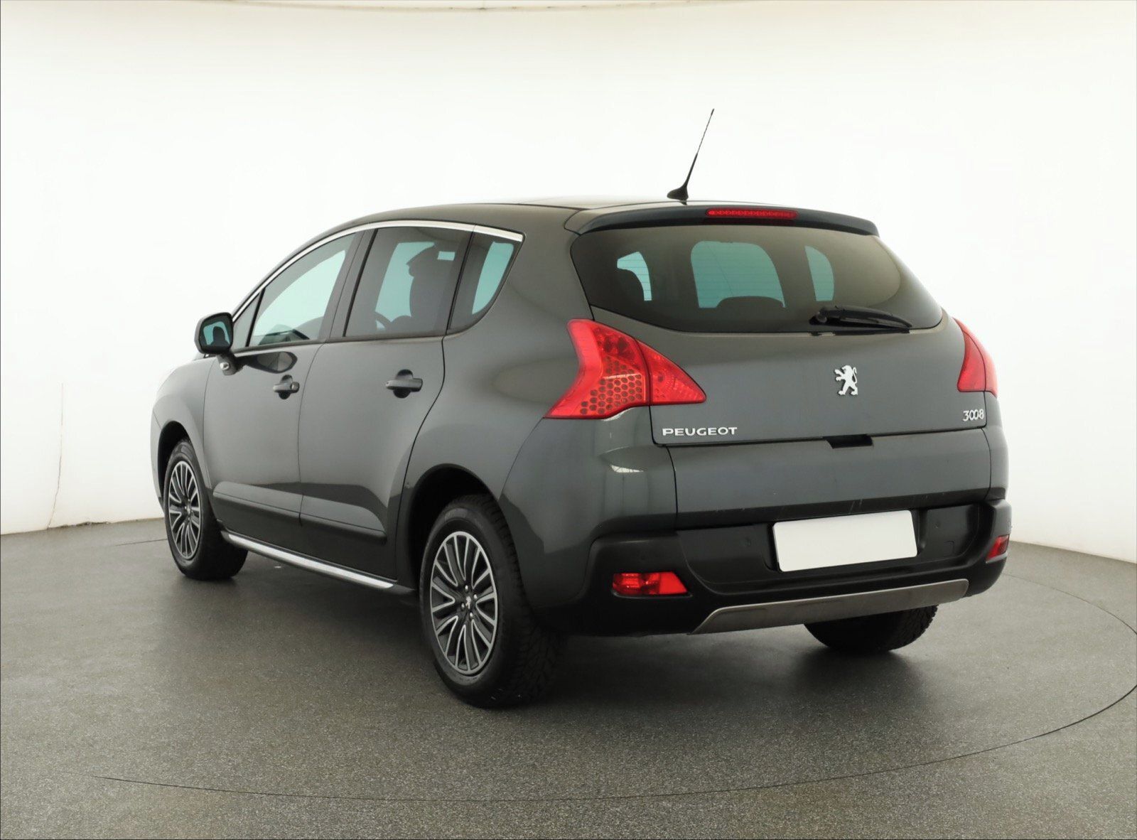Peugeot 3008, 1.6 THP, Automatická klima - fotka 4