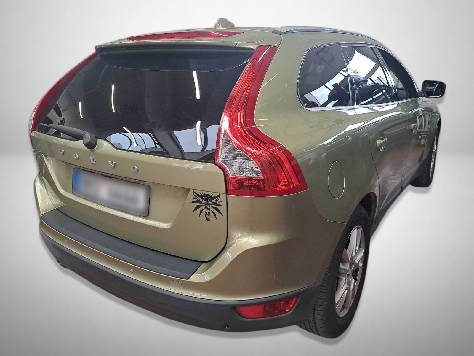 Volvo XC60, D5, 4X4, Serv.kniha, Navi - fotka 2