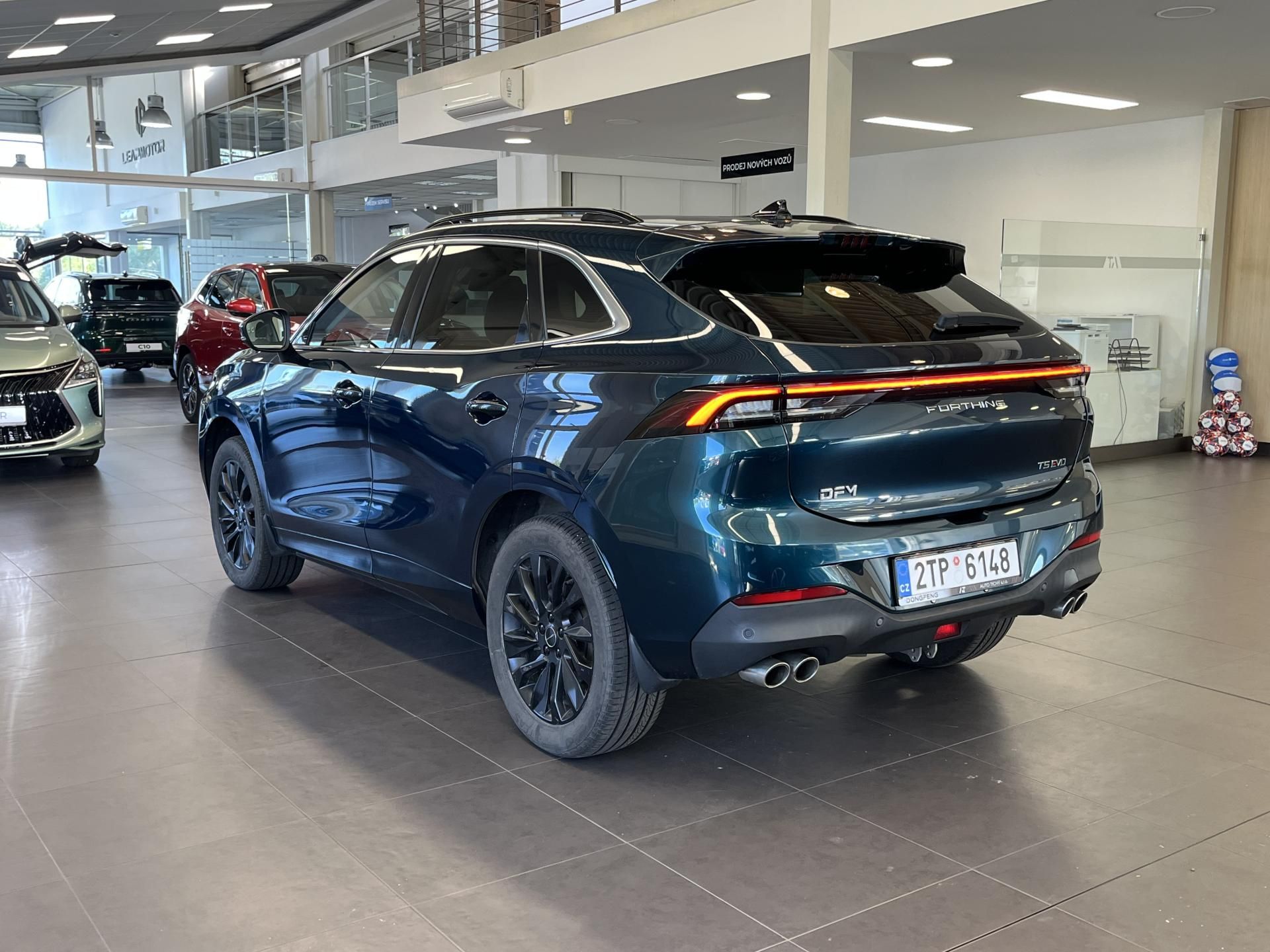 Dongfeng T5 EVO, Luxury, Záruka, Tažné zařízení - fotka 6