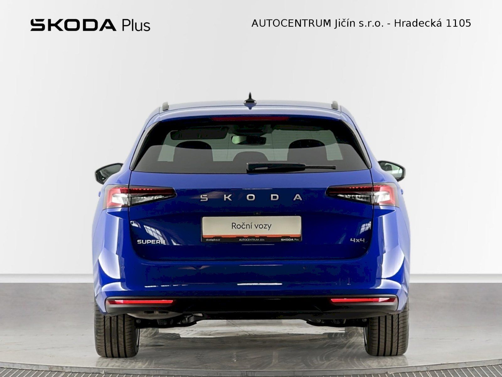 Škoda Superb, Combi DSG 2.0TDI 142kW 4x4 Sel - fotka 6