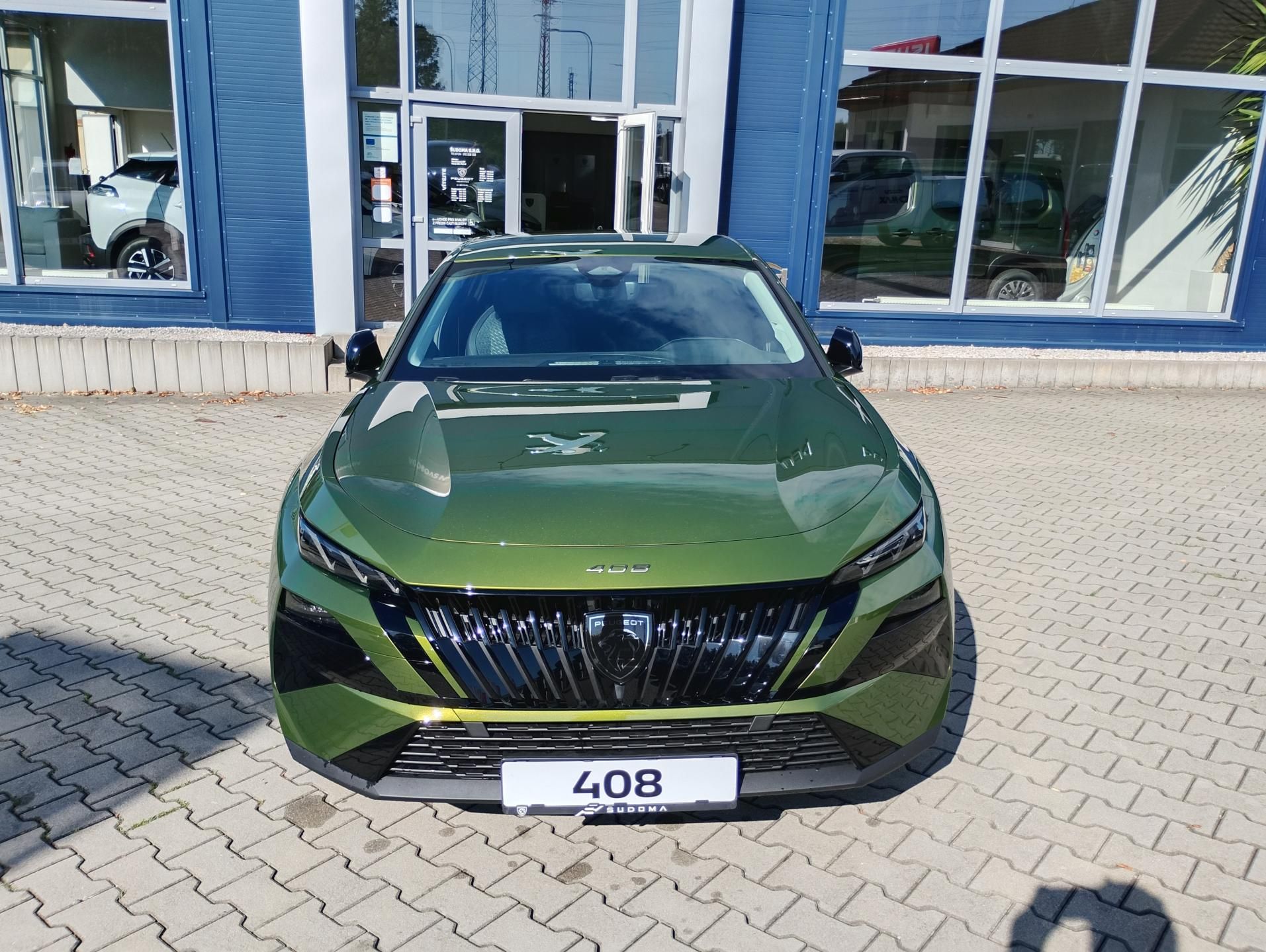 Peugeot 408, ALLURE Hybrid 145 e-DCS6 - fotka 2