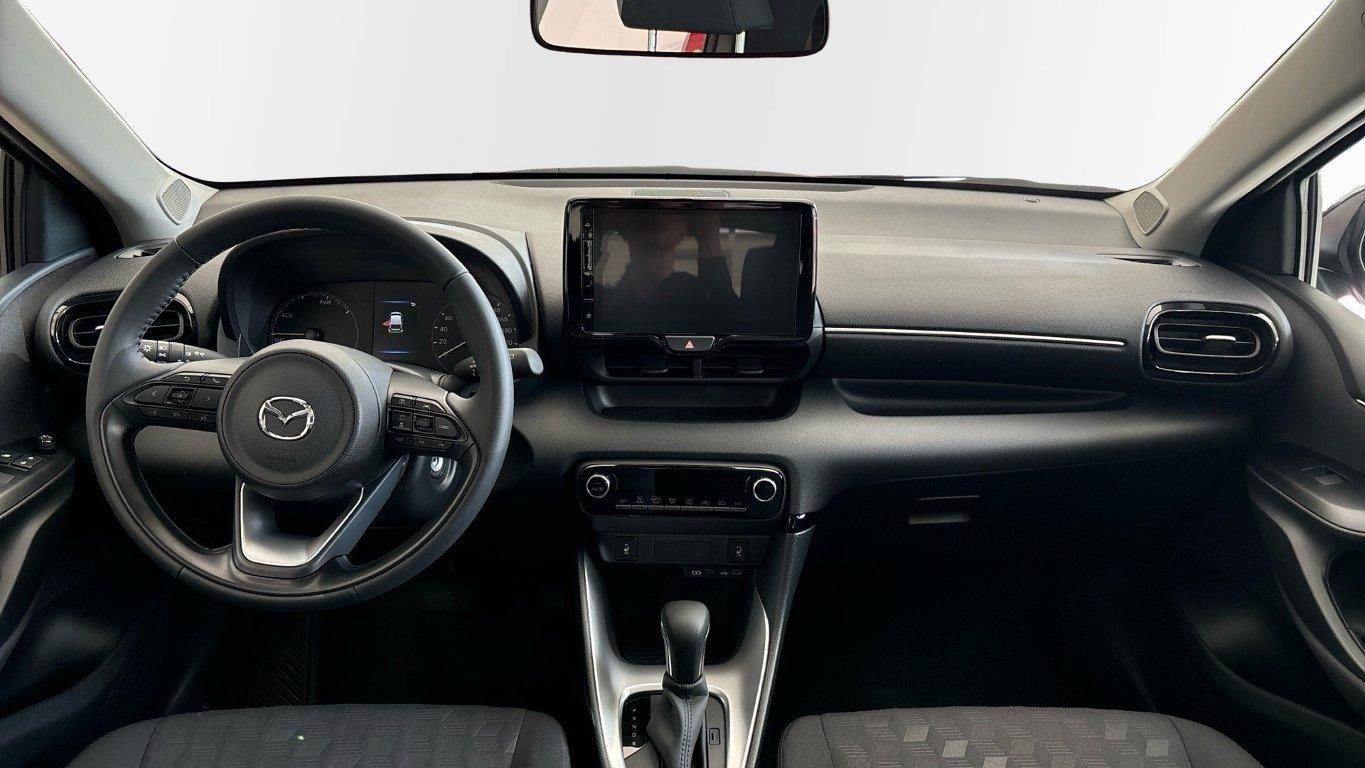 Mazda 2 Hybrid, 1.5 Centre-line - fotka 5