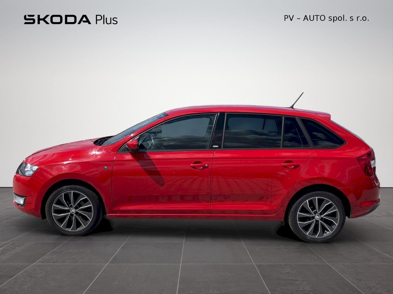Škoda Rapid, 1.2 TSI 63kW Spaceback Edition - fotka 3