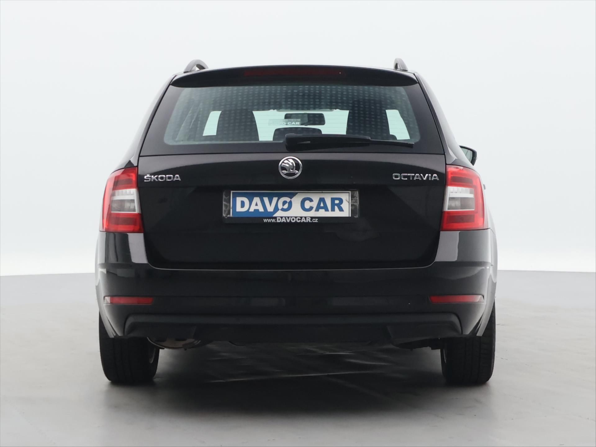 Škoda Octavia, 1,5 TSI 110kW Ambition DSG CZ - fotka 6