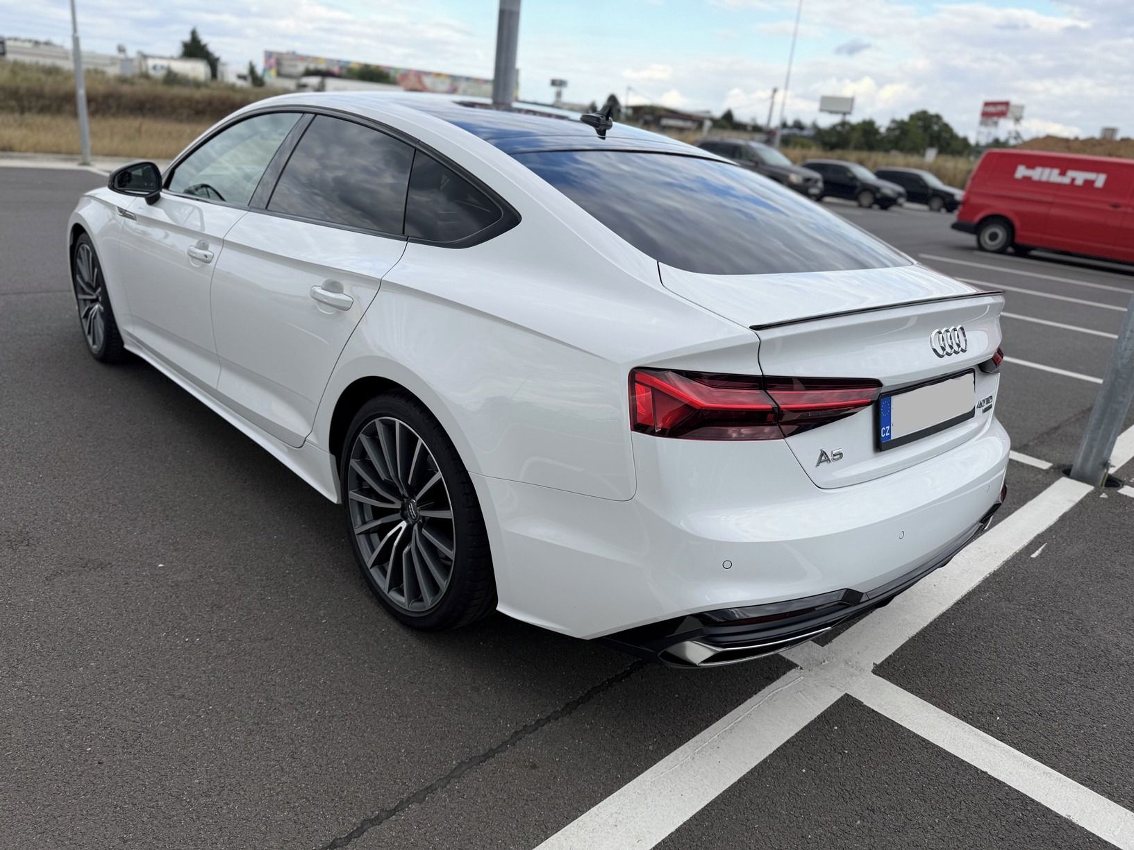 Audi A5, 40 TDI - fotka 2