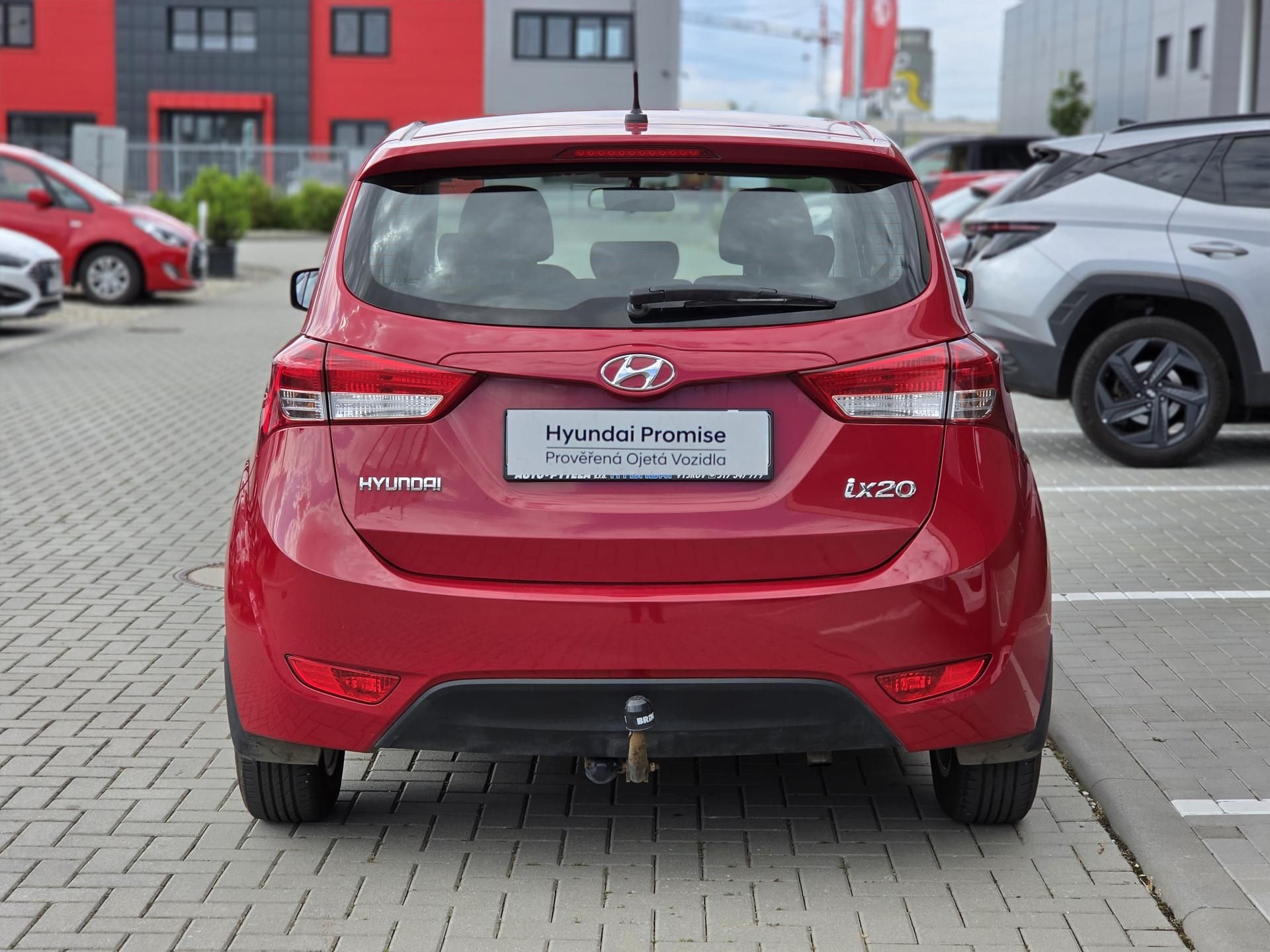 Hyundai ix20, 1,4i 66kW - fotka 4
