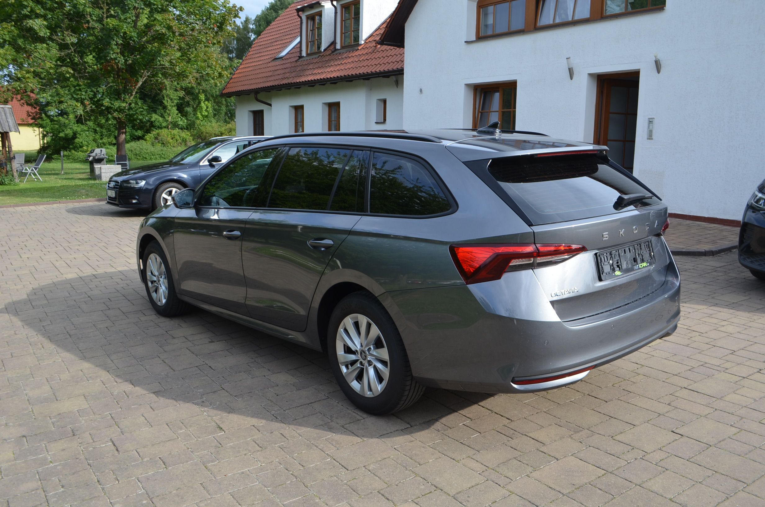 Škoda Octavia, COMBI 1.5TSI*DSG*150PS*15.000K - fotka 5