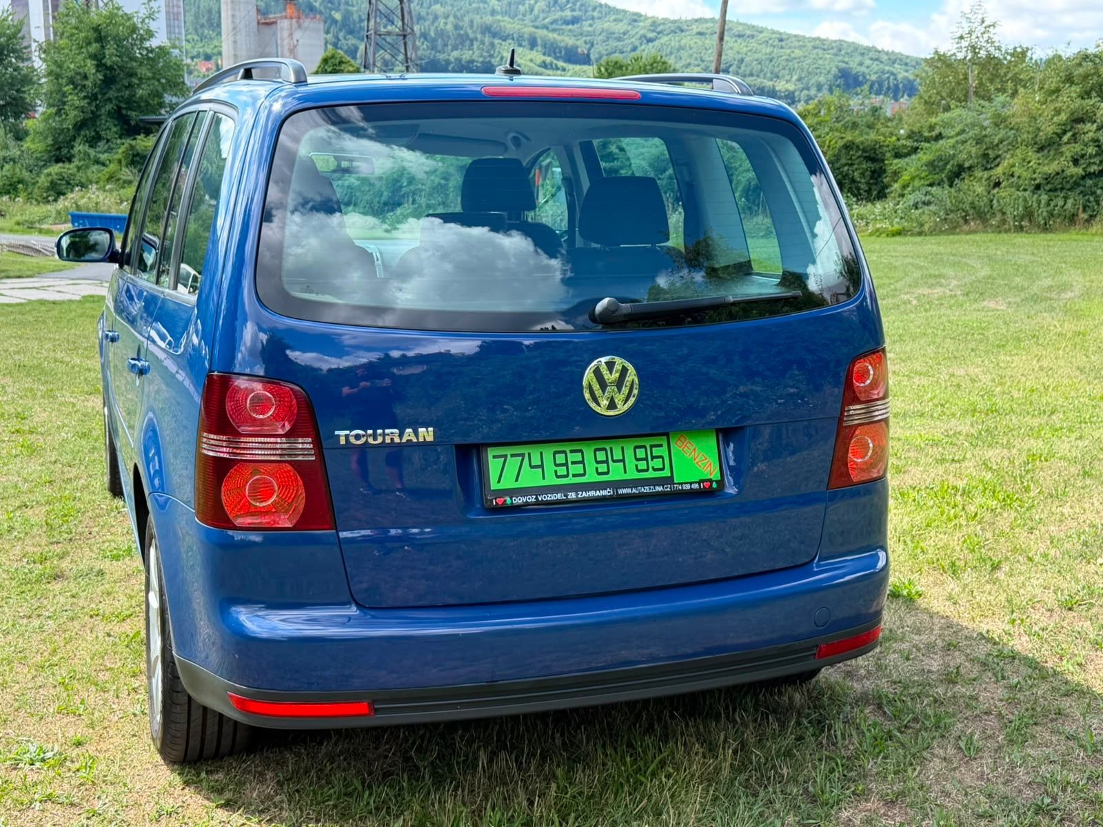 Volkswagen Touran, 1,6 MPI - 75 KW - fotka 5