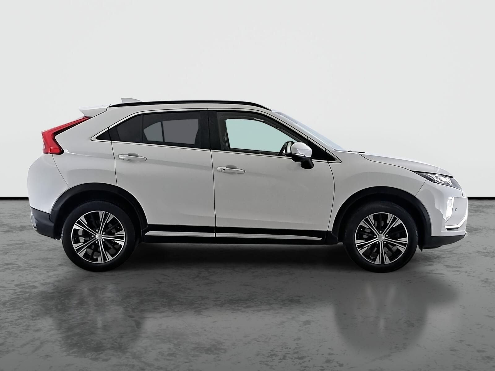 Mitsubishi Eclipse Cross, 1.5 T-MIVEC, Automat - fotka 6