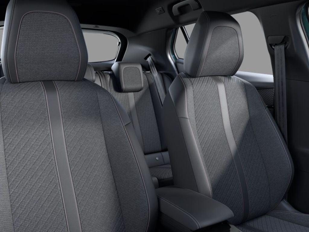 Peugeot 2008, ALLURE Hybrid 110 e-DCS6 - fotka 6