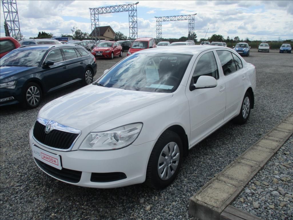 Škoda Octavia, 1,4 i, klimatizace, servis, - fotka 3