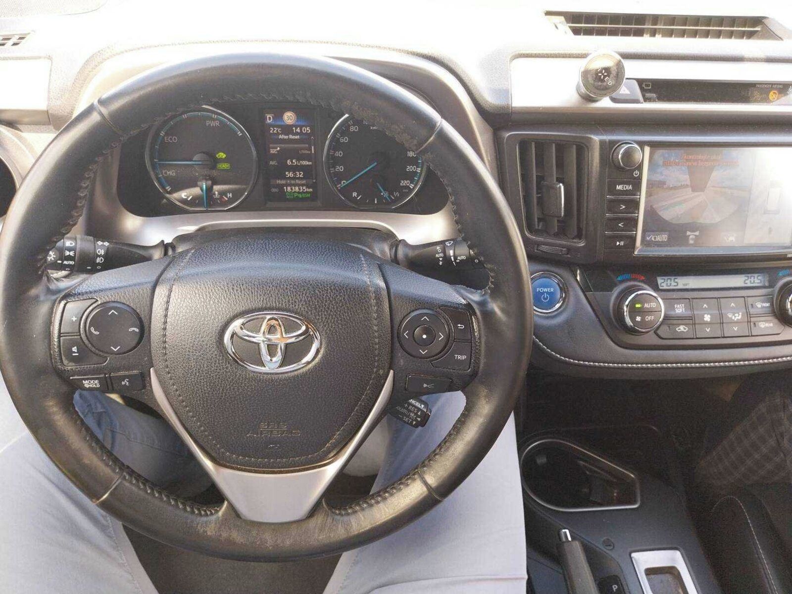 Toyota Rav4, 2.5 Hybrid, Executive, 4X4 - fotka 3