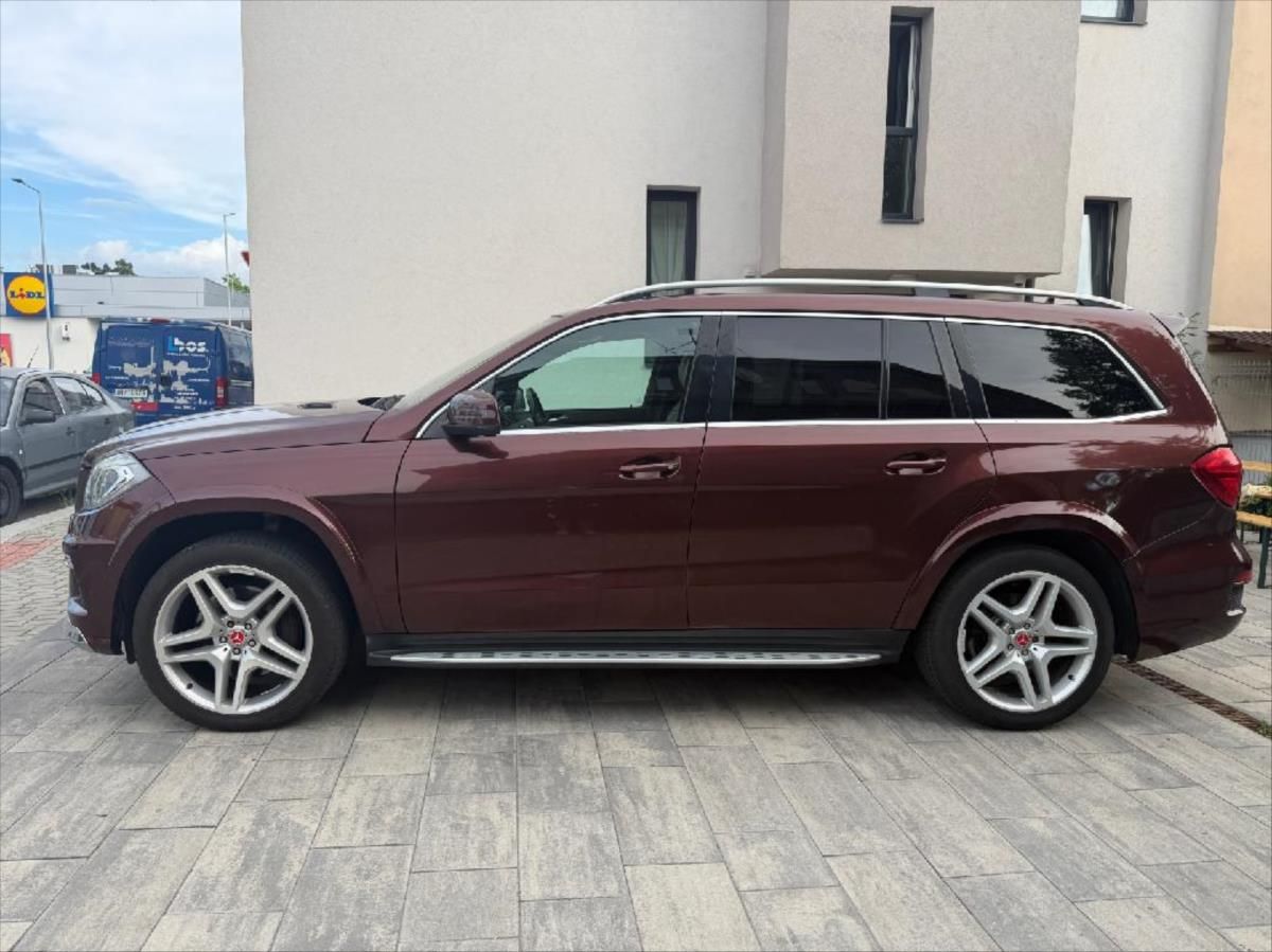 Mercedes-Benz GL, 3,0 GL 350 Bluetec 4Matic - fotka 3