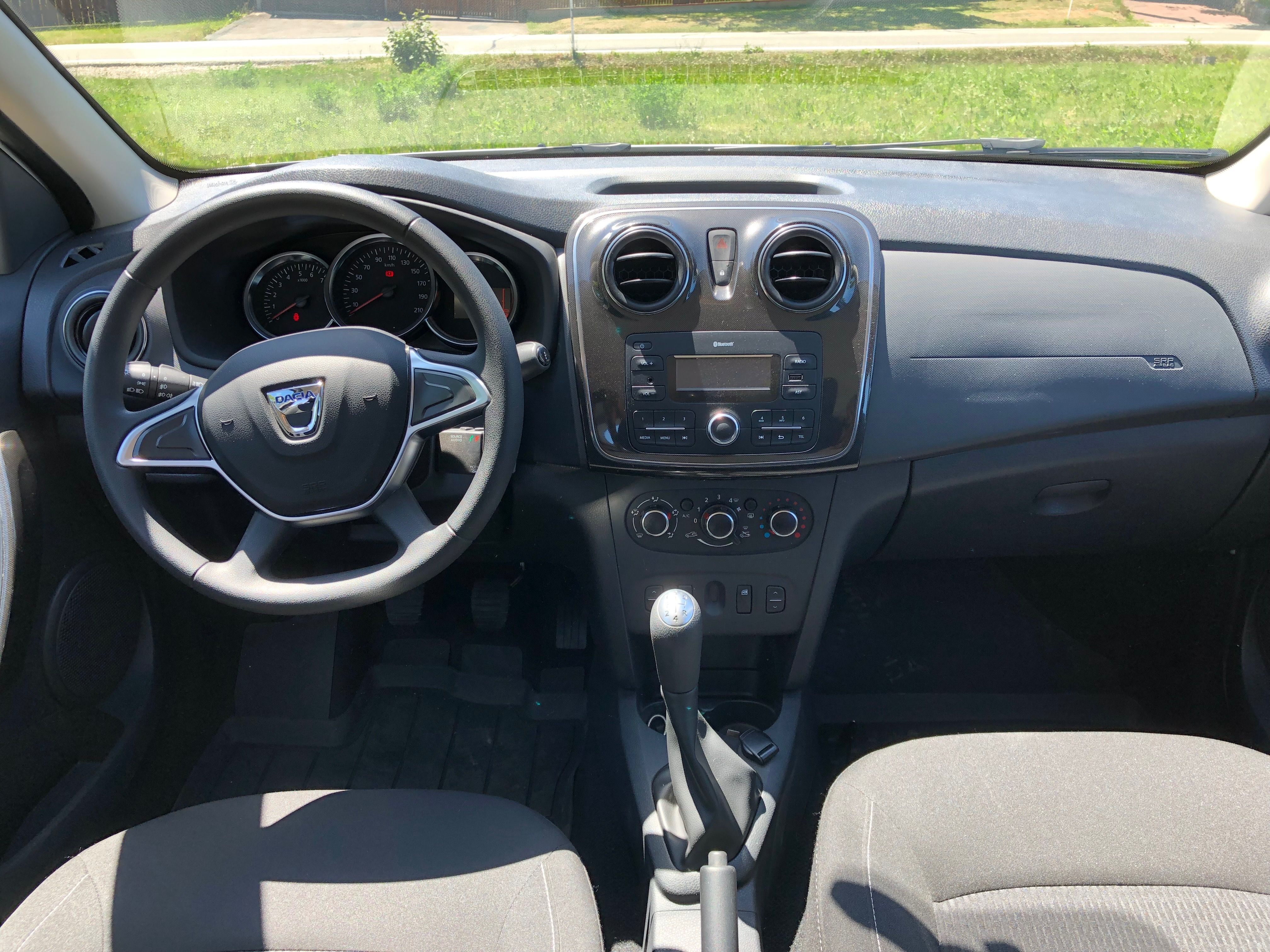 Dacia Logan, 1,0 tažné, zimní pneu - fotka 6