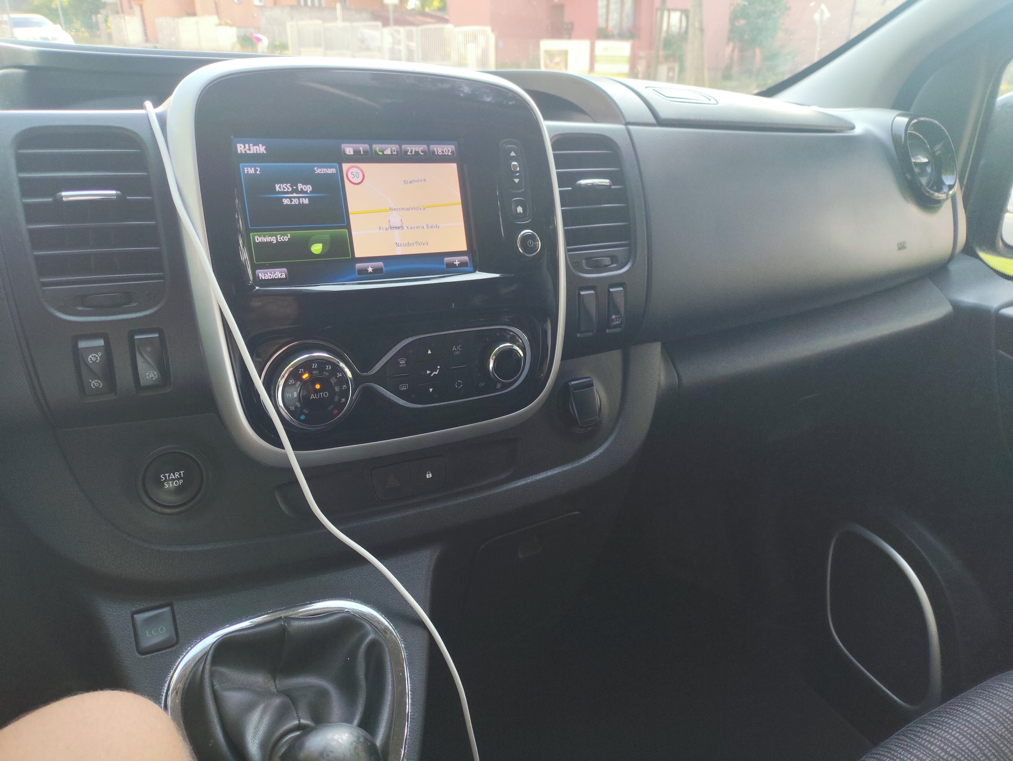 Renault Trafic, SpaceClass 8 míst 107kw - fotka 5