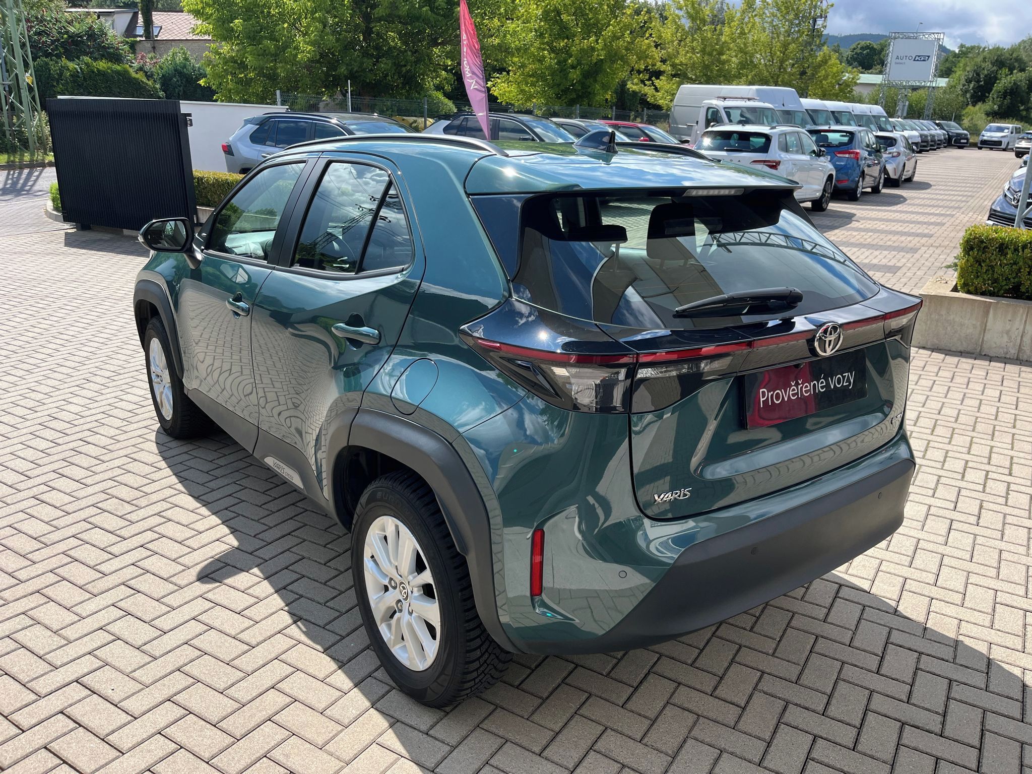 Toyota Yaris Cross, 1.5 Hybrid e-CVT Comfort - fotka 4