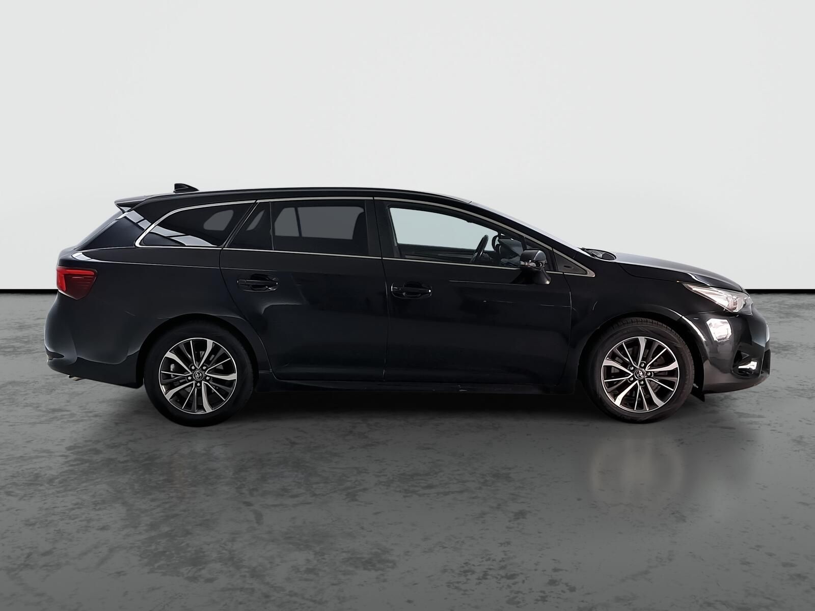 Toyota Avensis, 2.0 D-4D, Navi - fotka 6