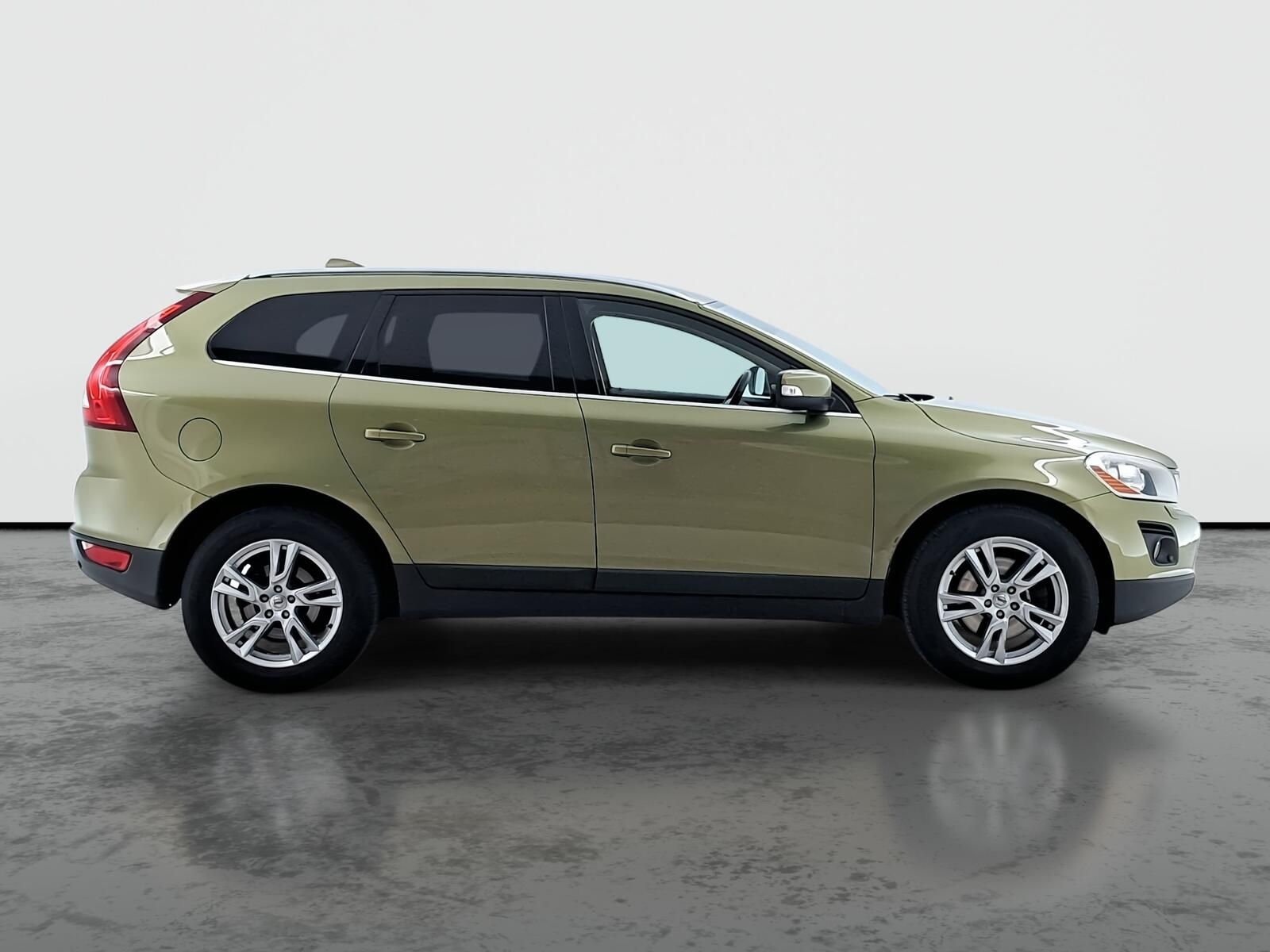 Volvo XC60, D5, 4X4, Serv.kniha, Navi - fotka 6