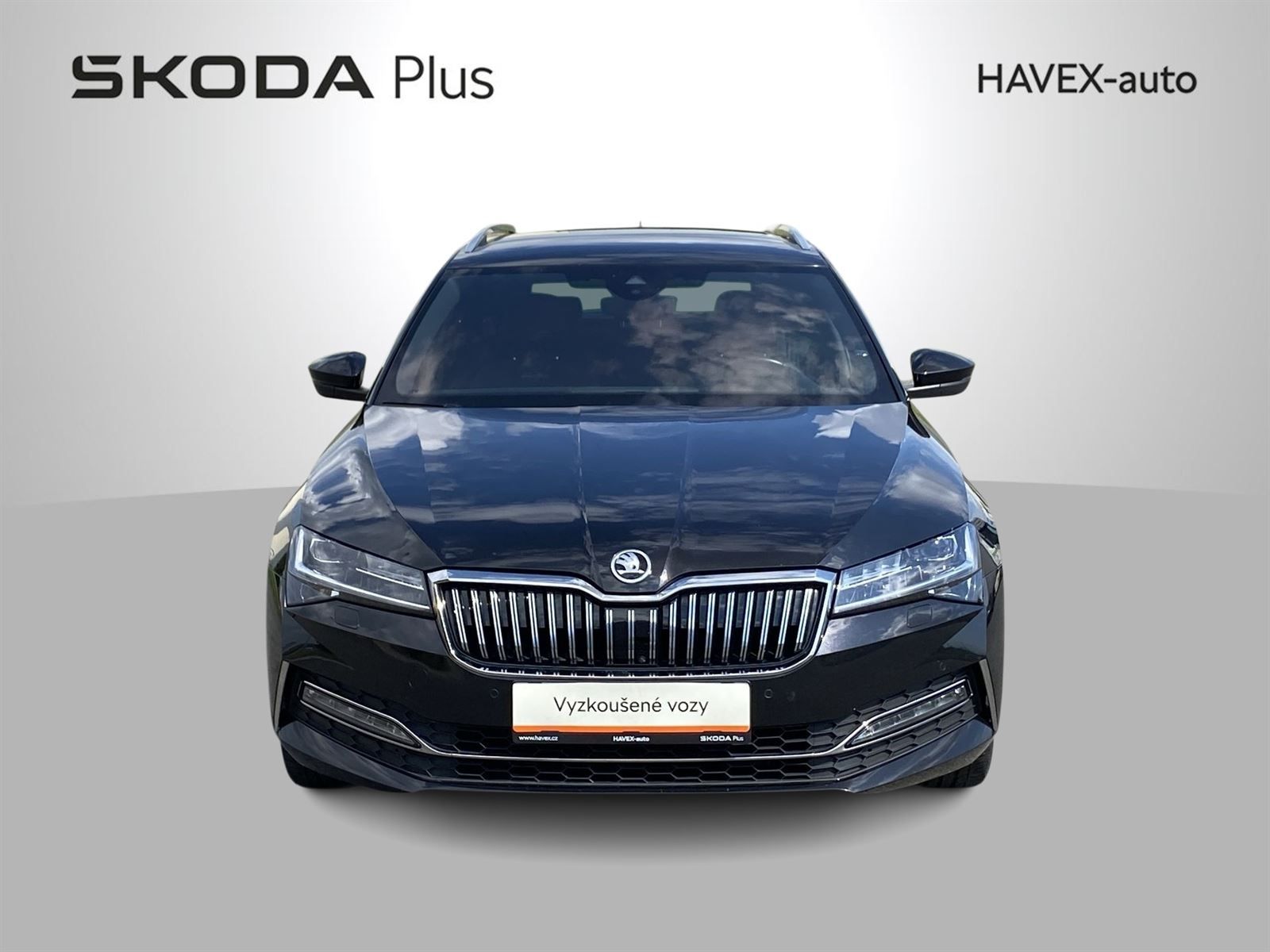 Škoda Superb, Combi 2.0 TDI 4x4 DSG L&K - fotka 4