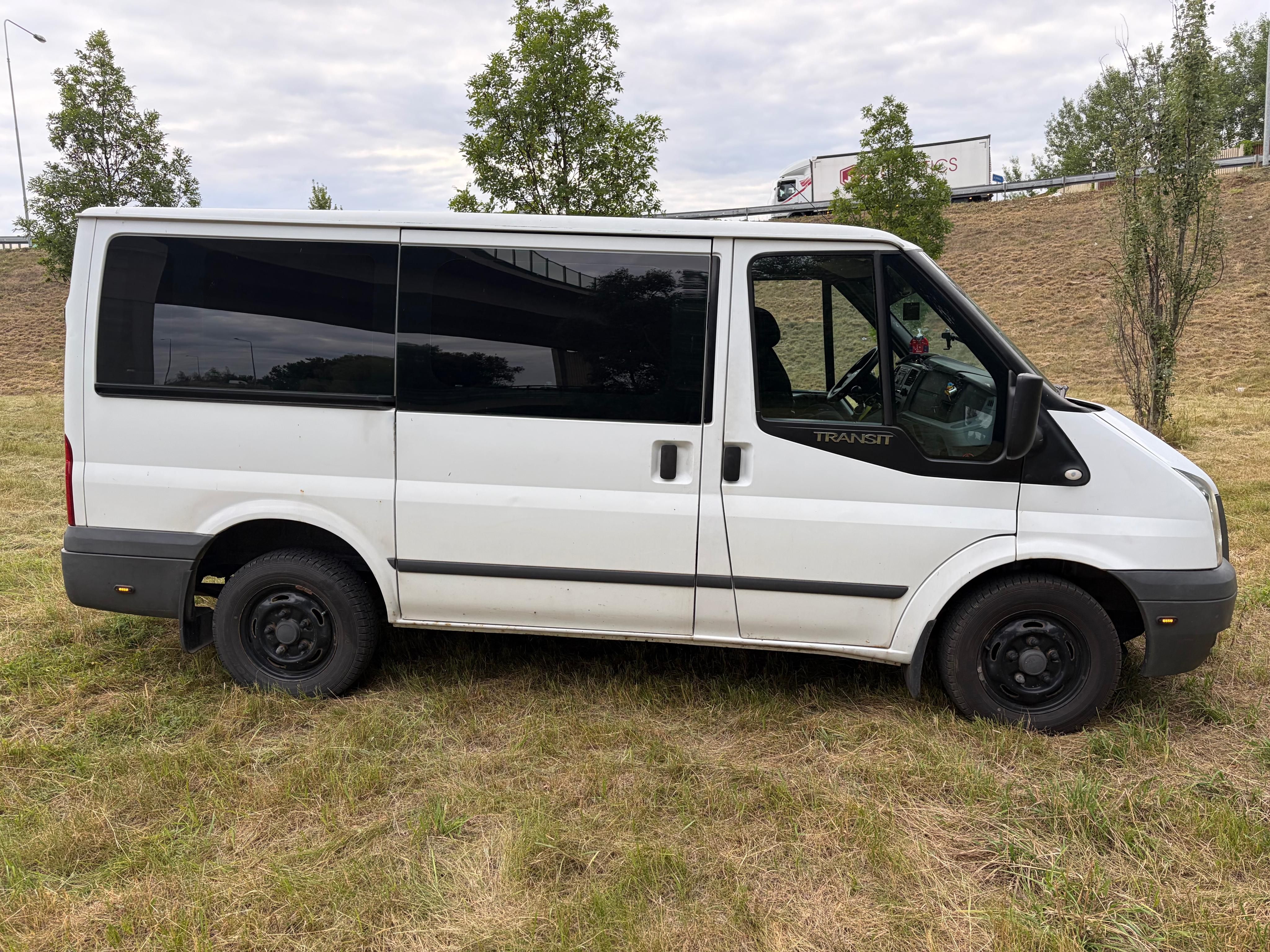 Ford Transit, Ford Tranzit 2.2 TDCI 9 bus - fotka 5
