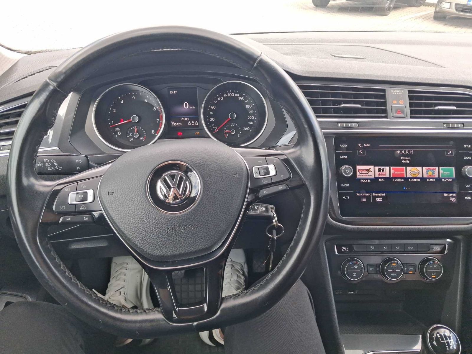 Volkswagen Tiguan Allspace, 1.4 TSI, Automatická klima - fotka 3