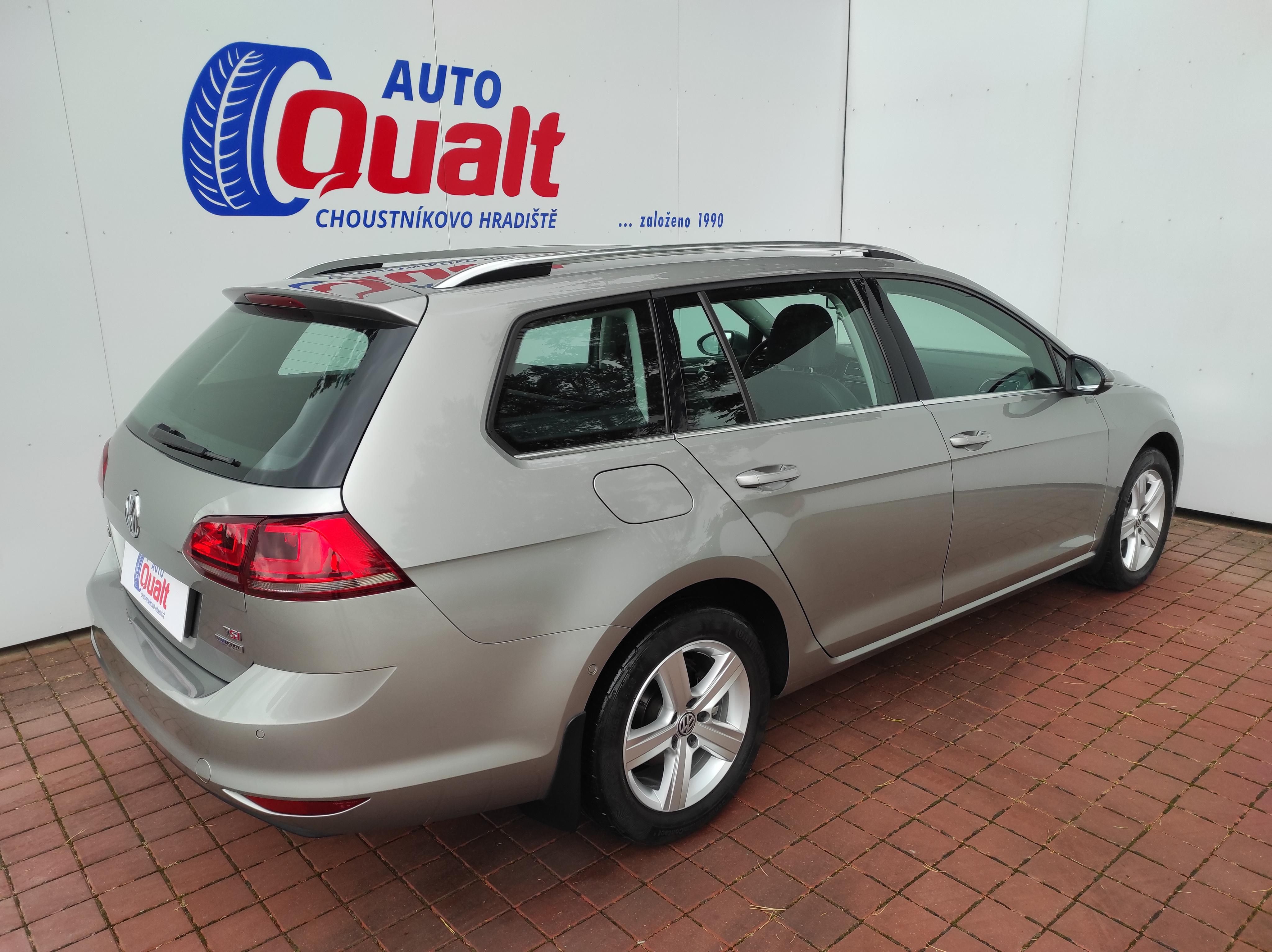 Volkswagen Golf, 1.4 TSI 103 kW DSG HIGHLINE ČR - fotka 3